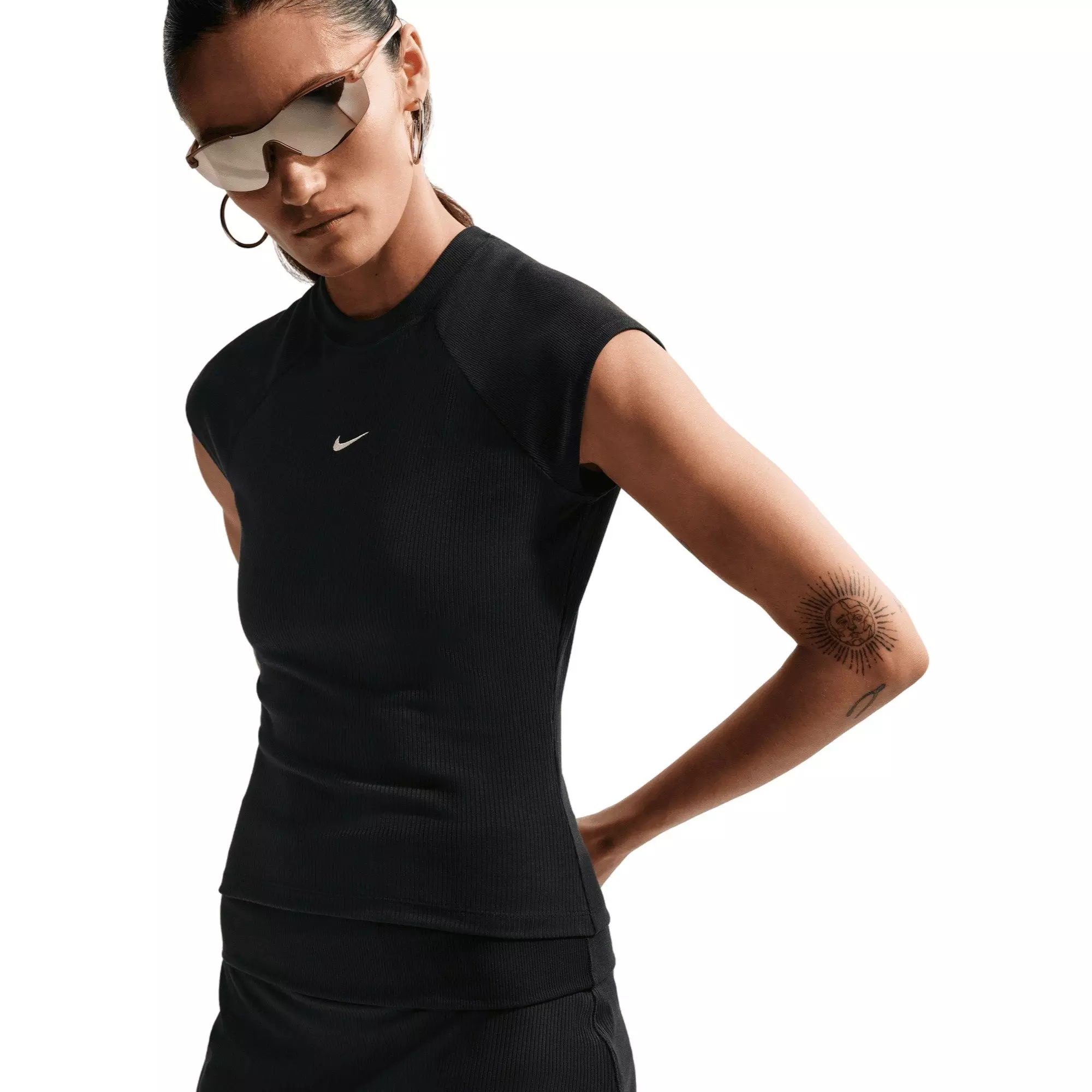 Nike Women's Sportswear Chill Knit Mid-Rise Tight Ribbed Skort - BLACK