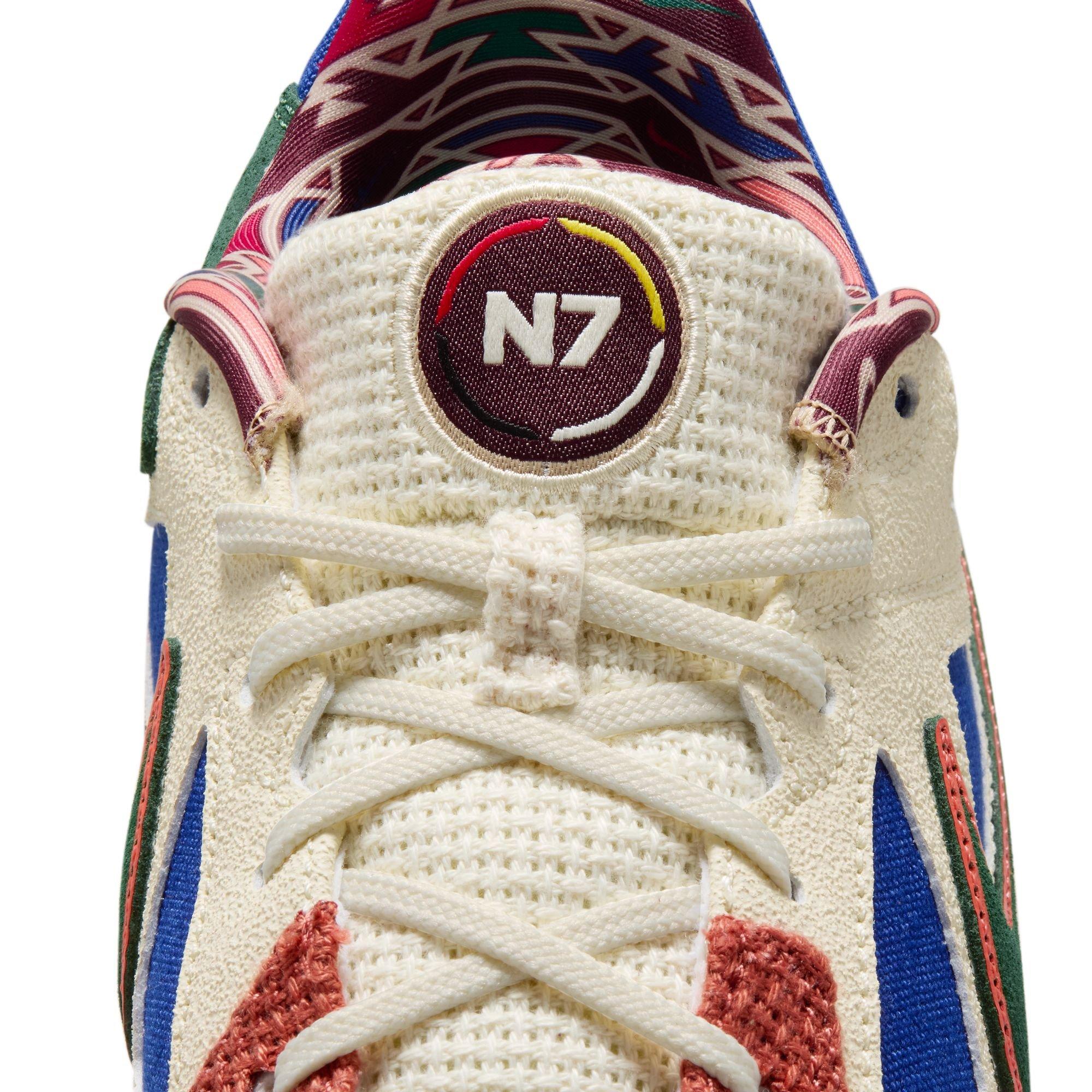 Nike N7 Gato "Dusty Peach" Unisex Shoe - COCONUT MILK/FIR/DUSTY PEACH Thumbnail View 7
