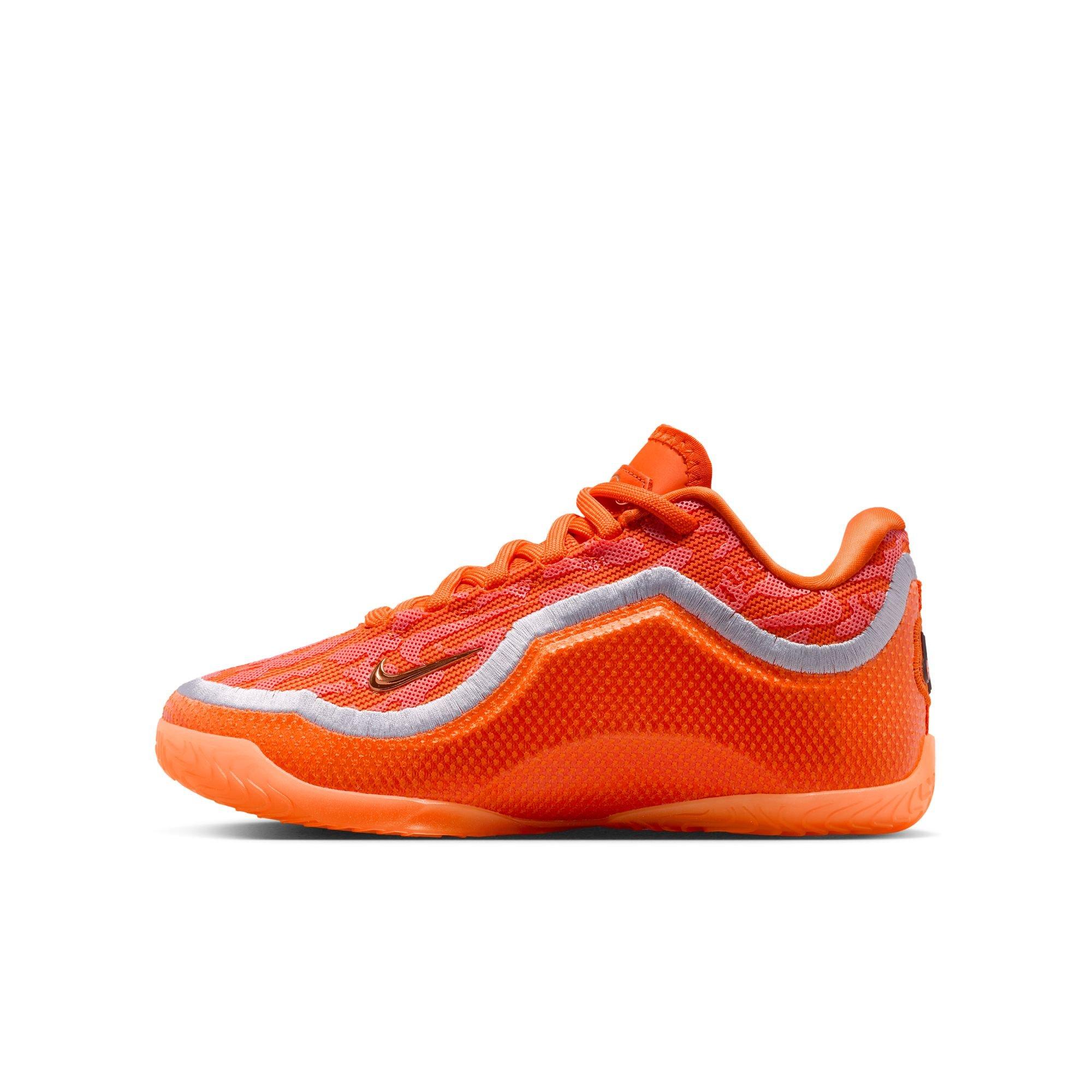 04/03 LEBRON XXII GS SHOE BAG - SAFETY ORANGE/WOLF GREY/METALLIC GOLD Thumbnail View 8