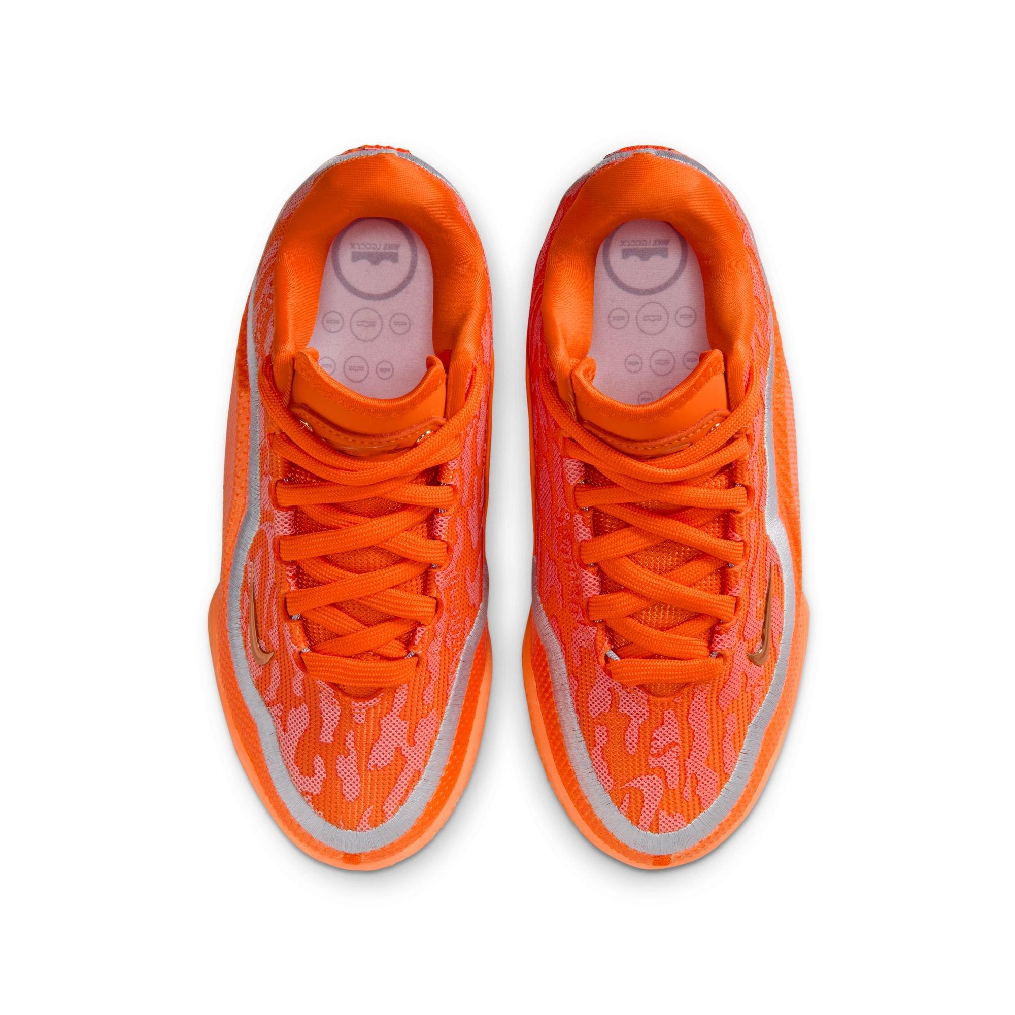 04/03 LEBRON XXII GS SHOE BAG - SAFETY ORANGE/WOLF GREY/METALLIC GOLD Thumbnail View 11