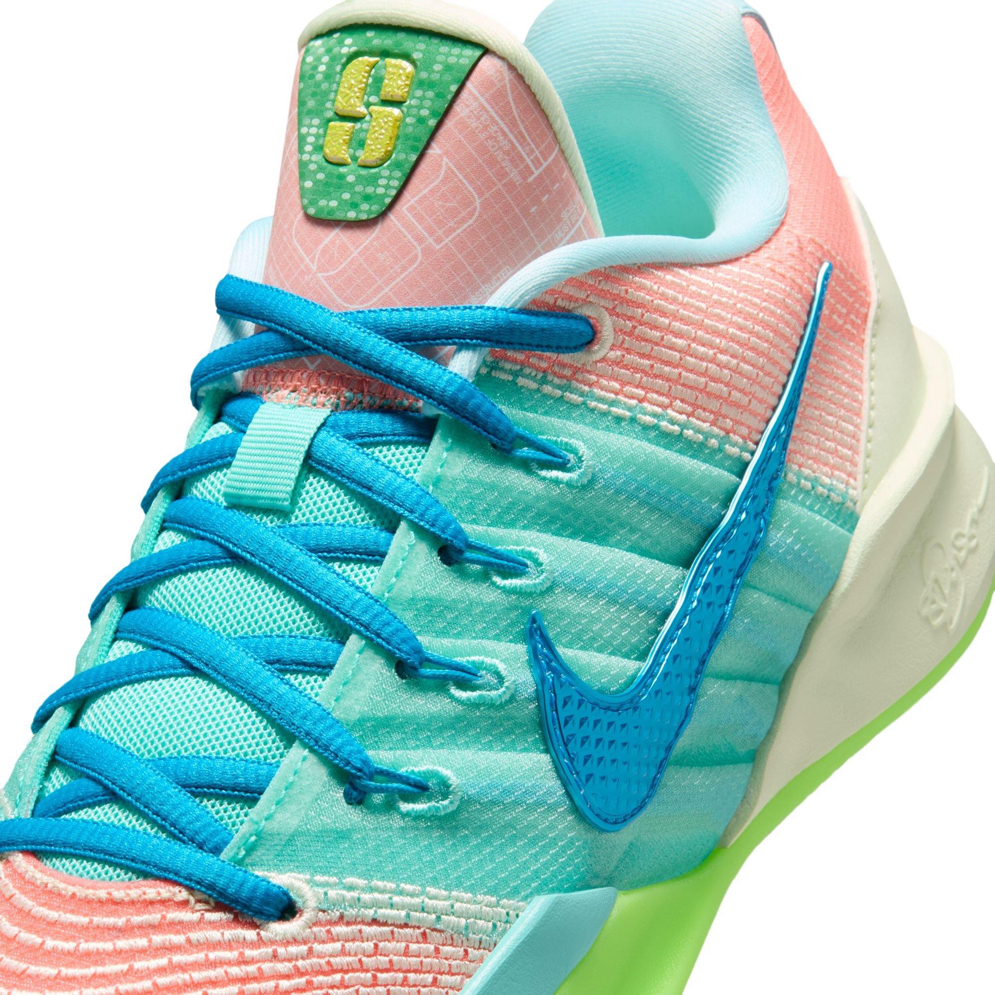 Nike Sabrina 3 