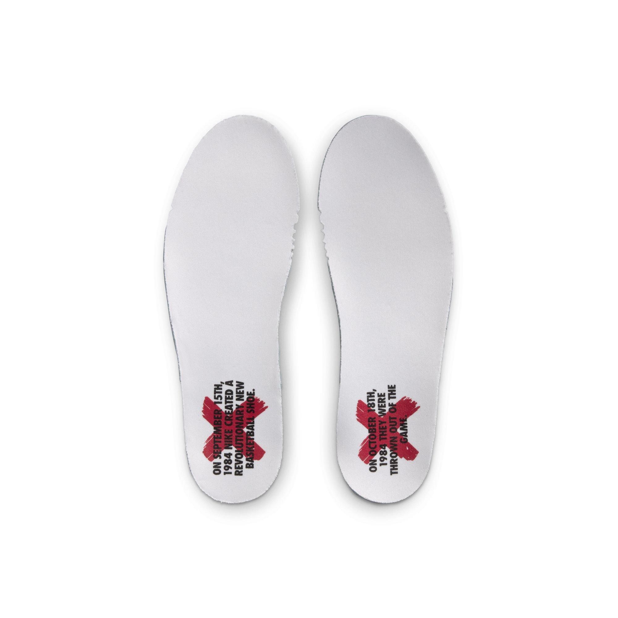 Jordan 1 Low OG "Banned" Preschool Kids' Shoe - BLACK/VARSITY RED/SUMMIT WHITE Thumbnail View 8