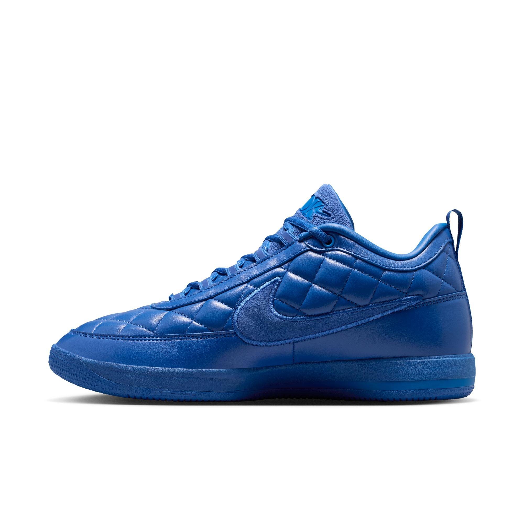 Nike Book 2 