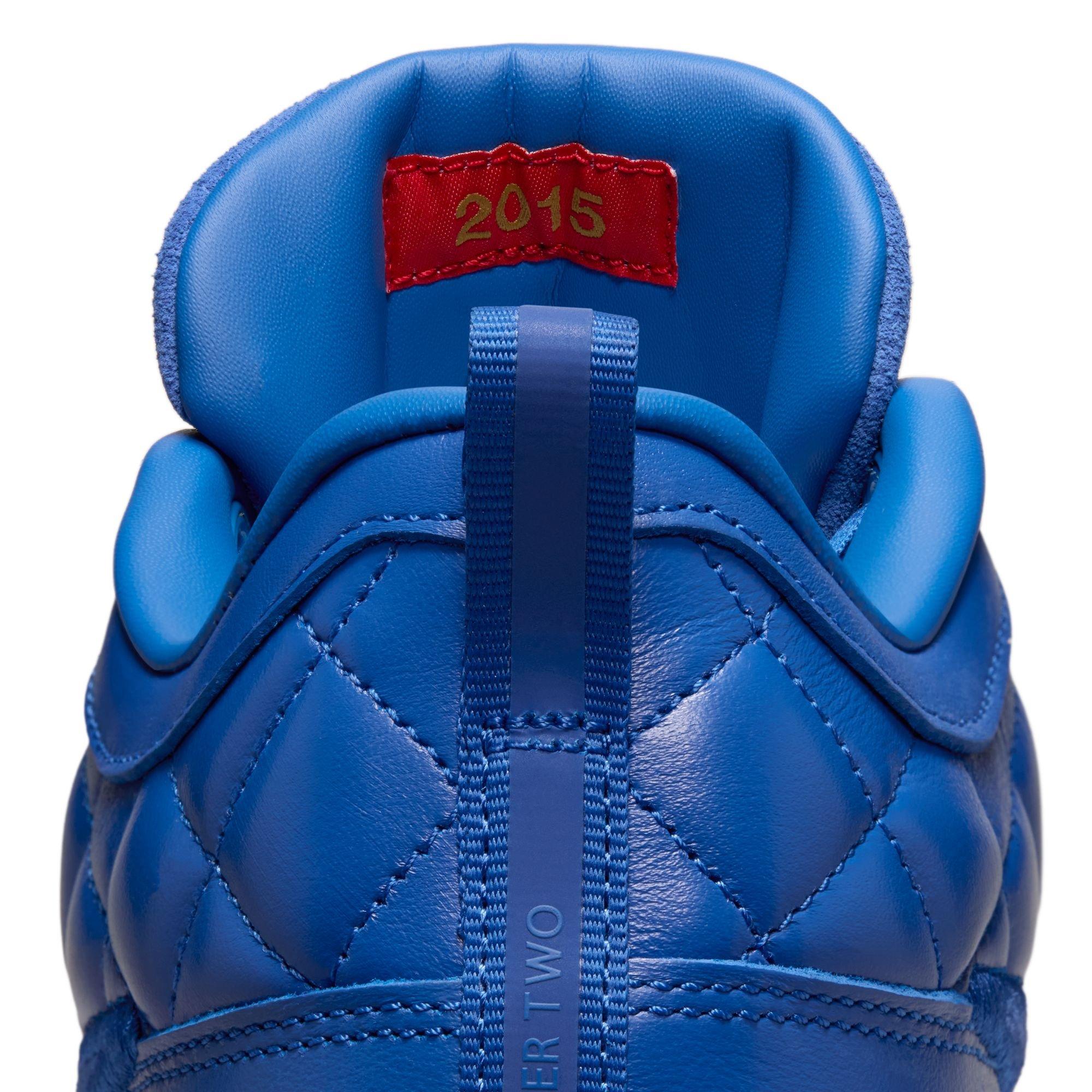 Nike Book 2 