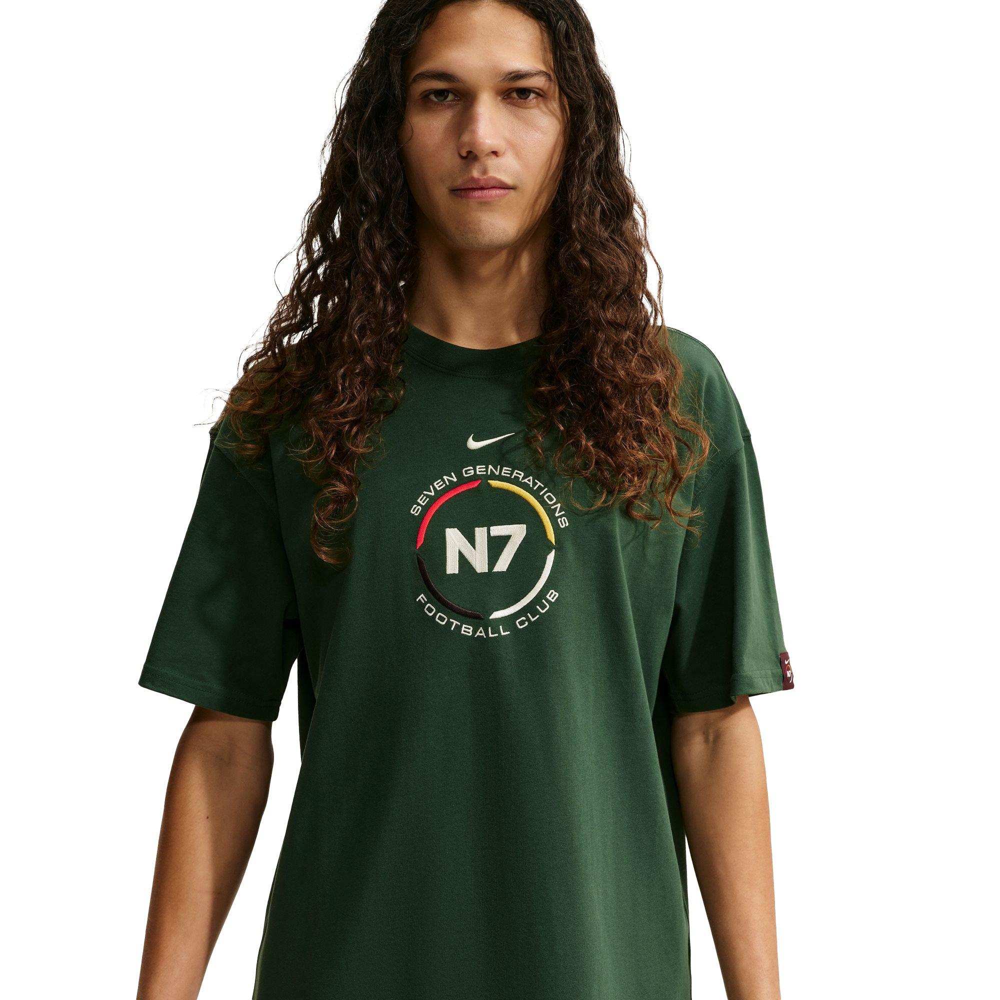 Nike N7 Max90 "Fir" Short-Sleeve T-Shirt - GREEN Thumbnail View 2