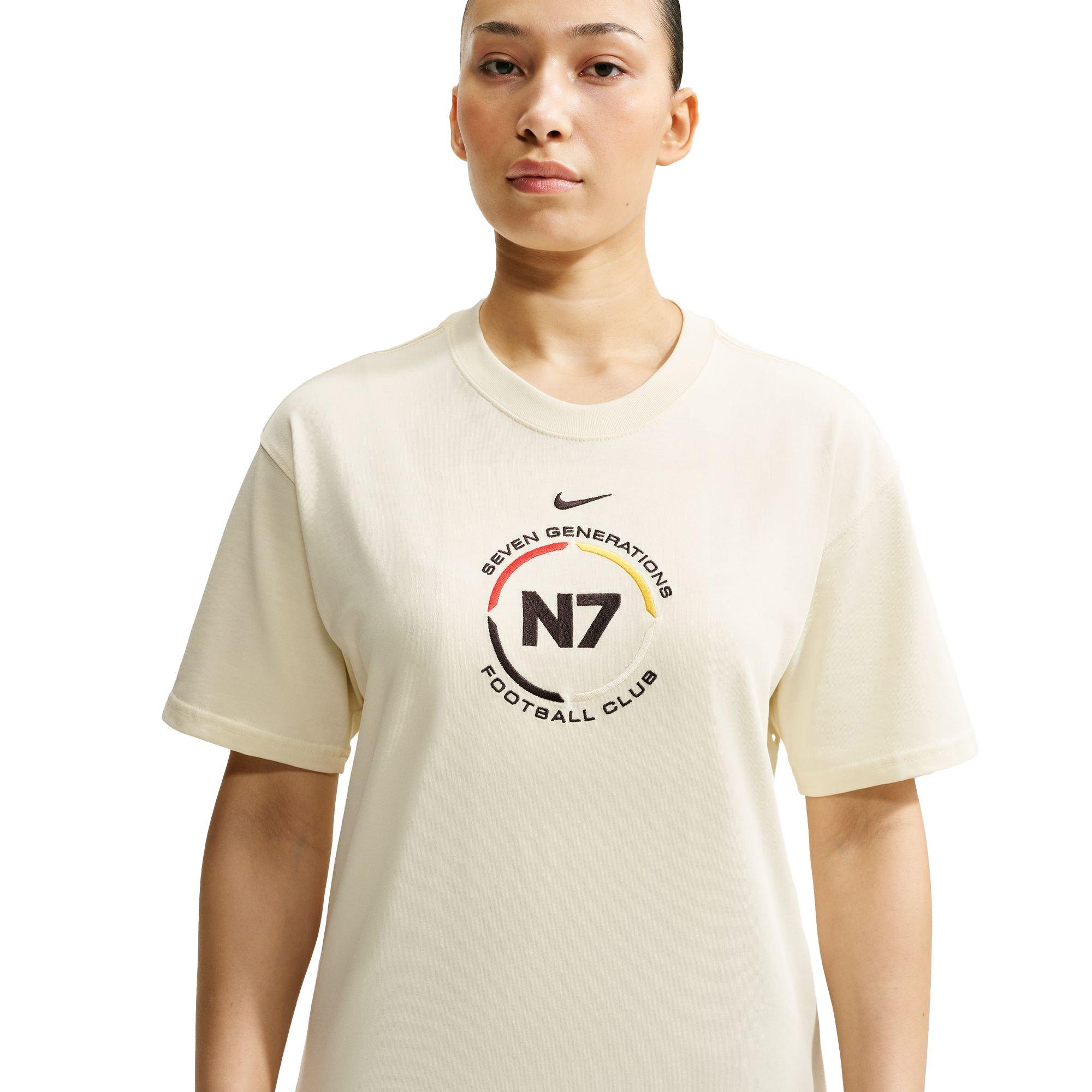 Nike N7 Max90 "Coconut Milk" Short-Sleeve T-Shirt - COCONUT MILK Thumbnail View 4