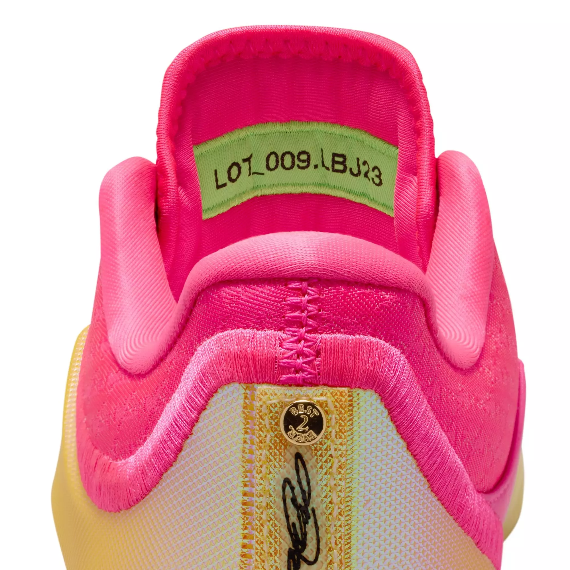 Nike LeBron XXIII "Good Intentions" Big Kids' Basketball Shoe - HYPER PINK/BLACK-ALABASTER-BLACK