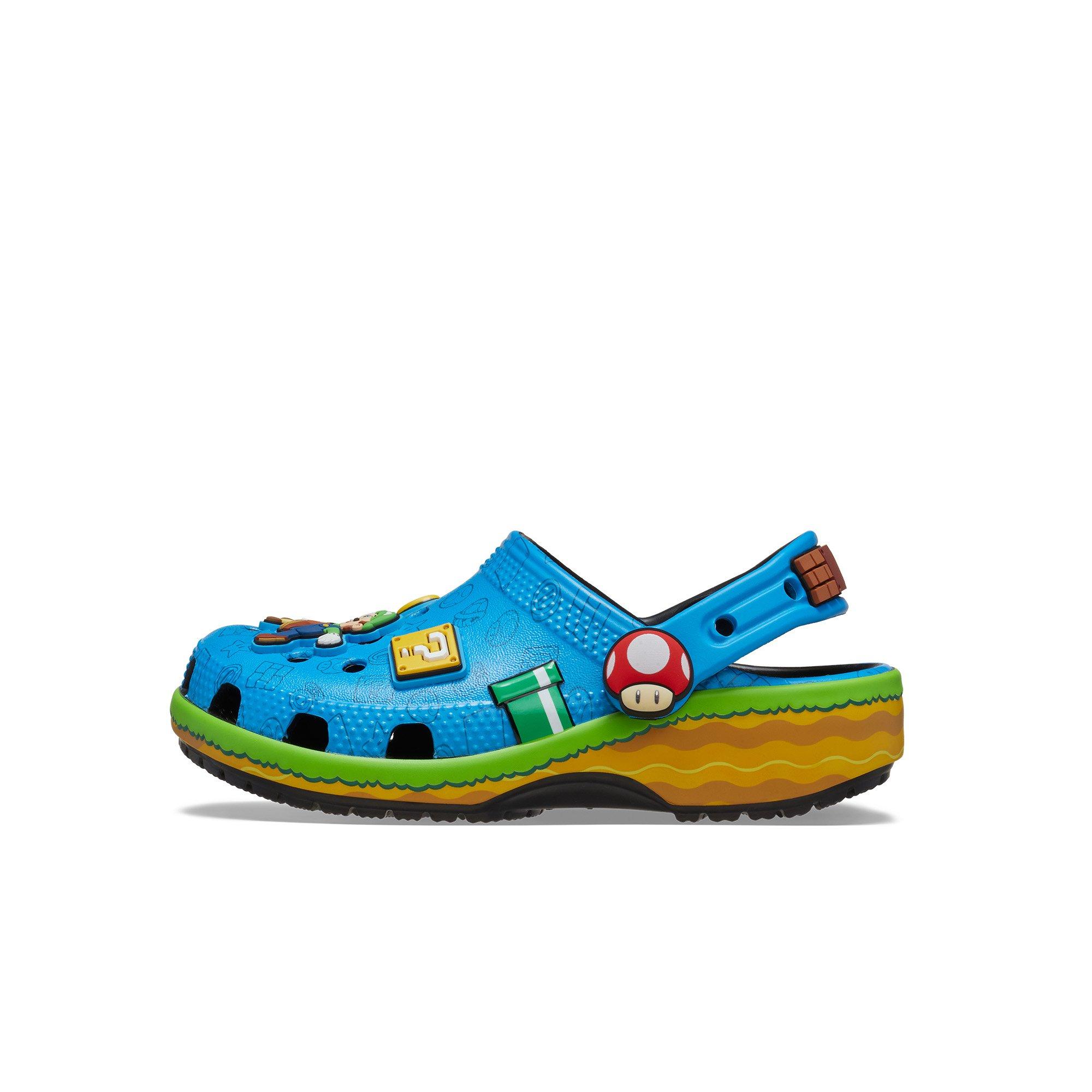 Crocs x Super Mario Classic Preschool Kids' Clog - BLUE Thumbnail View 3