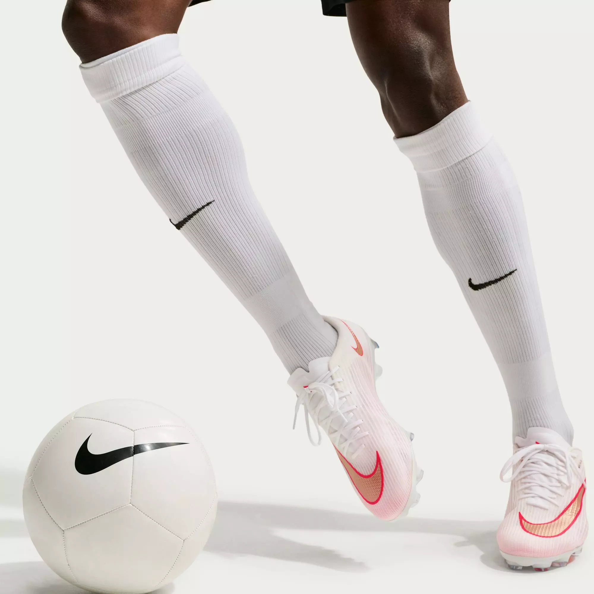 Nike Mercurial Superfly 11 Pro FG Low-Top "Bright Crimson" Men's Soccer Cleat - WHITE/BLUR/BRIGHT CRIMSON