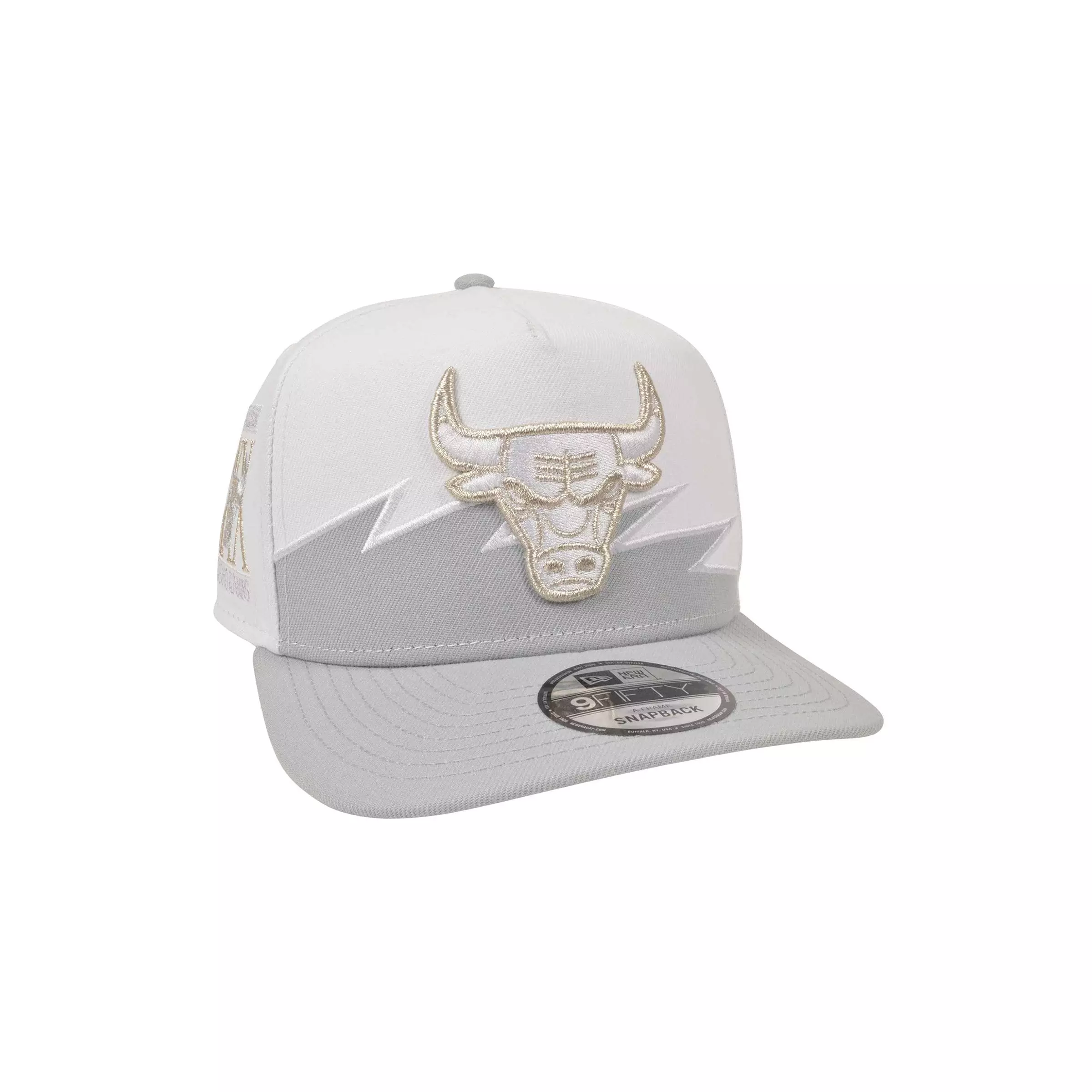 New Era Chicago Bulls 9FIFTY A-Frame Silver V Snapback Hat - White/Silver - WHITE/SILVER