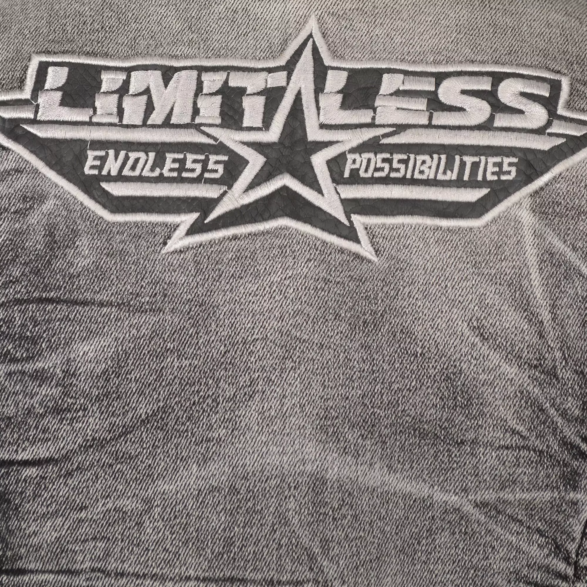 Smoke Rise Women's Slim Trucker Jacket - Snake - BLACK/WHITE