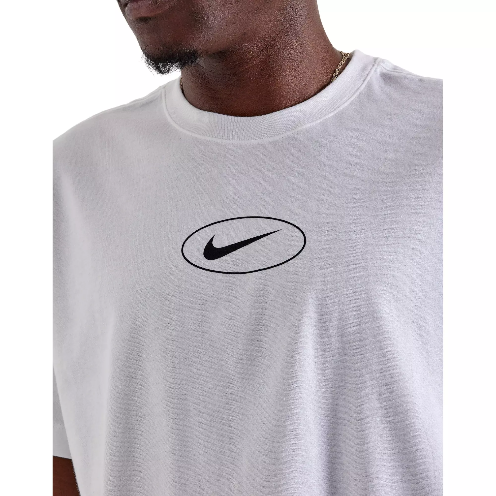 Nike Men's Sportswear Globe Logo Graphic Tee - WHITE