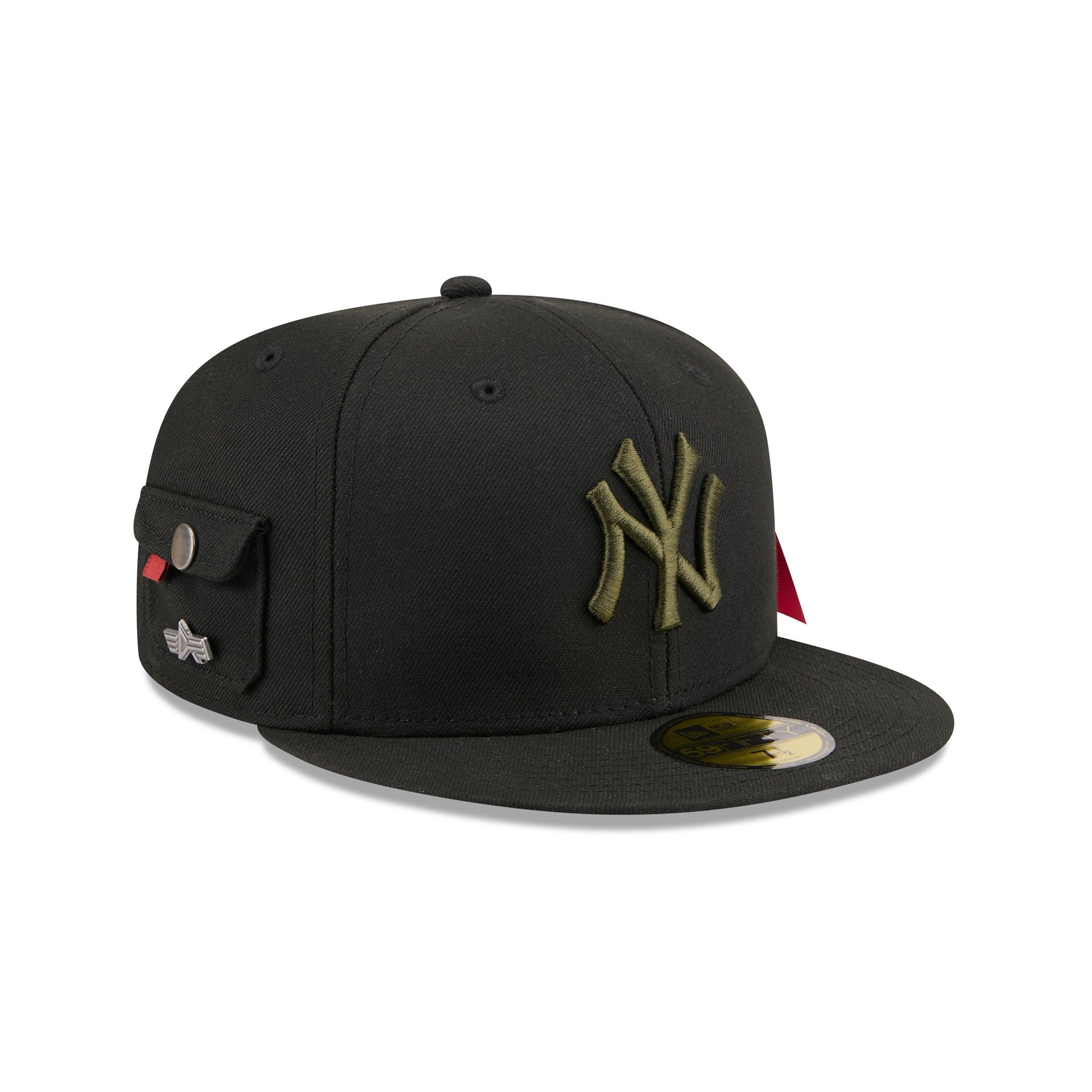 New Era New York Yankees 59FIFTY Alpha Industries Fitted Hat - Black - BLACK