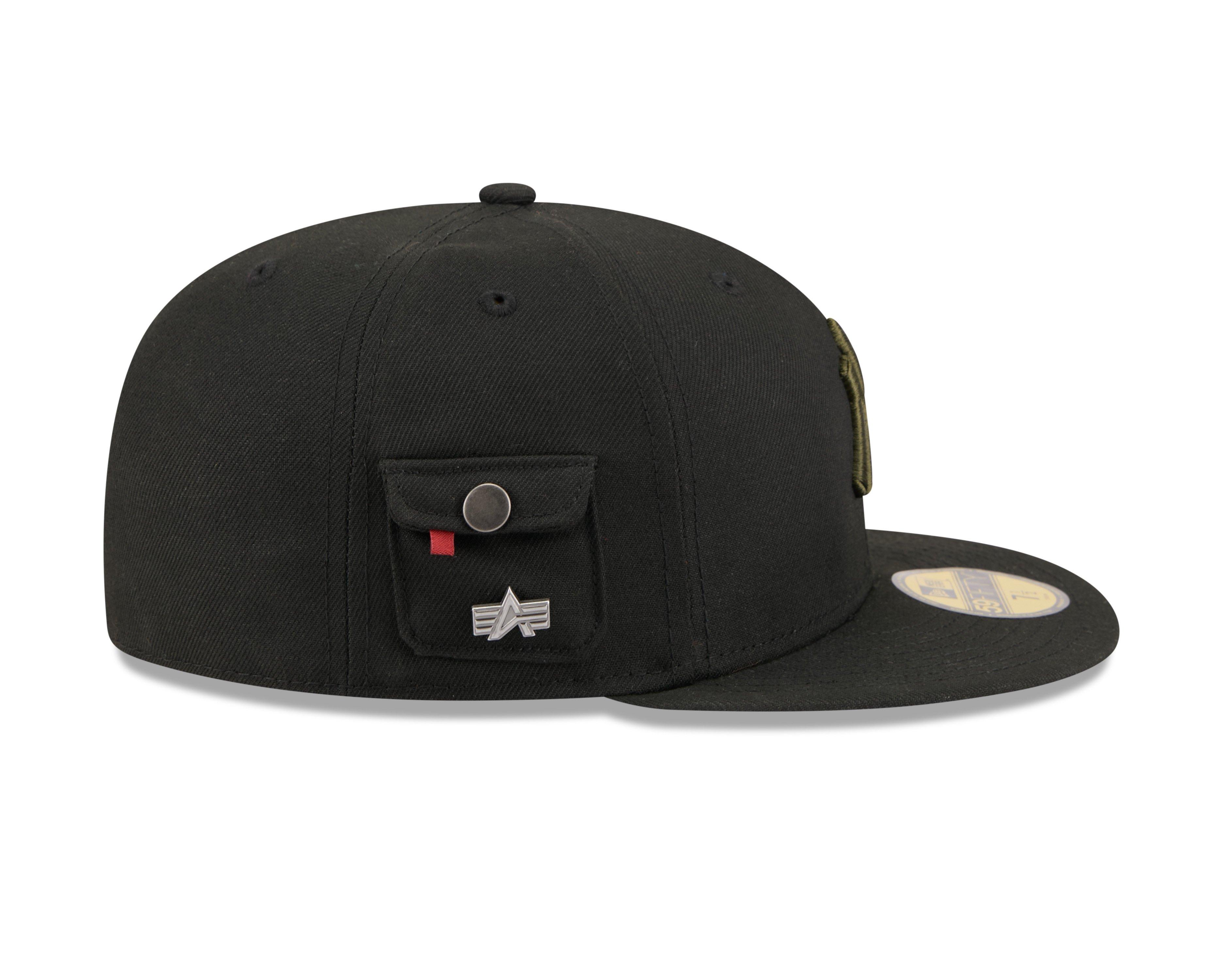 New Era New York Yankees 59FIFTY Alpha Industries Fitted Hat - Black - BLACK