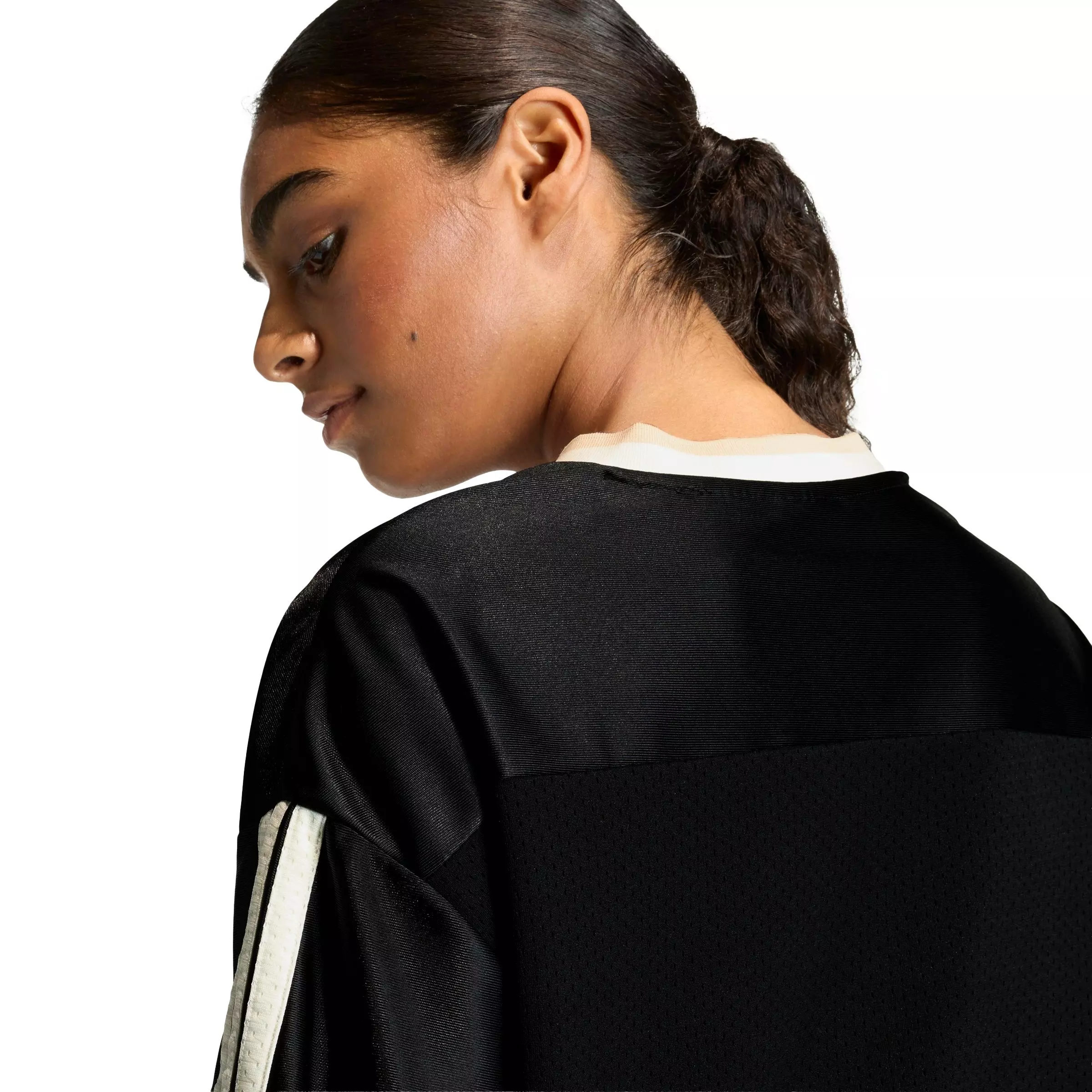 adidas Women's Stadium Mesh Crop Tee - BLACK/WHITE