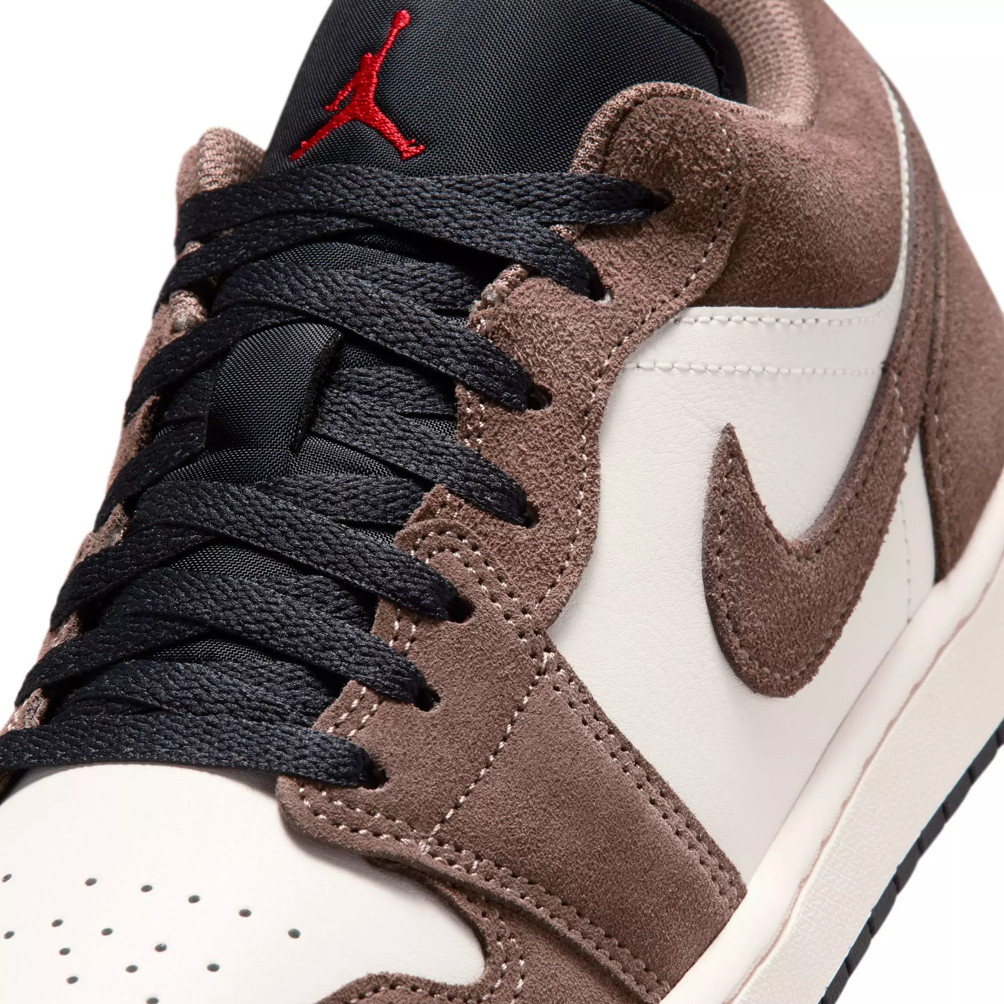 Jordan 1 Low "Palomino/Black/Phantom/Sail" Men's Shoe - BROWN/WHITE