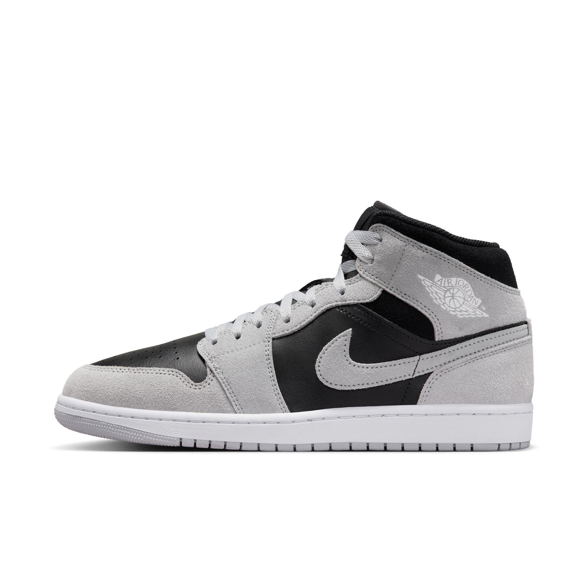 Jordan 1 Mid "Lt Smoke Grey/Black/White" Men's Shoe - BLACK/GREY/WHITE Thumbnail View 3