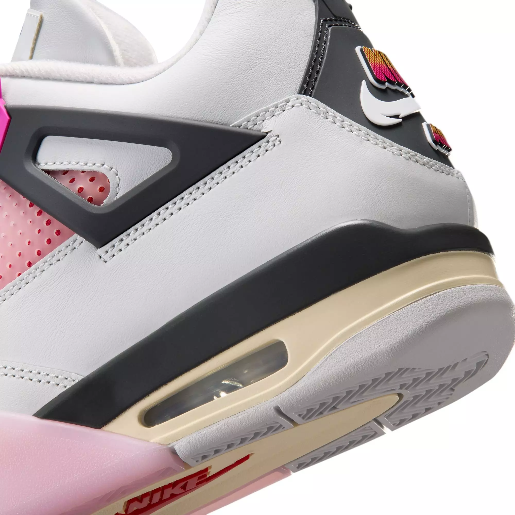 Jordan 4 Retro "Comic" Men's Shoe - OFF WHITE/FIRE PINK/ANTHRACITE
