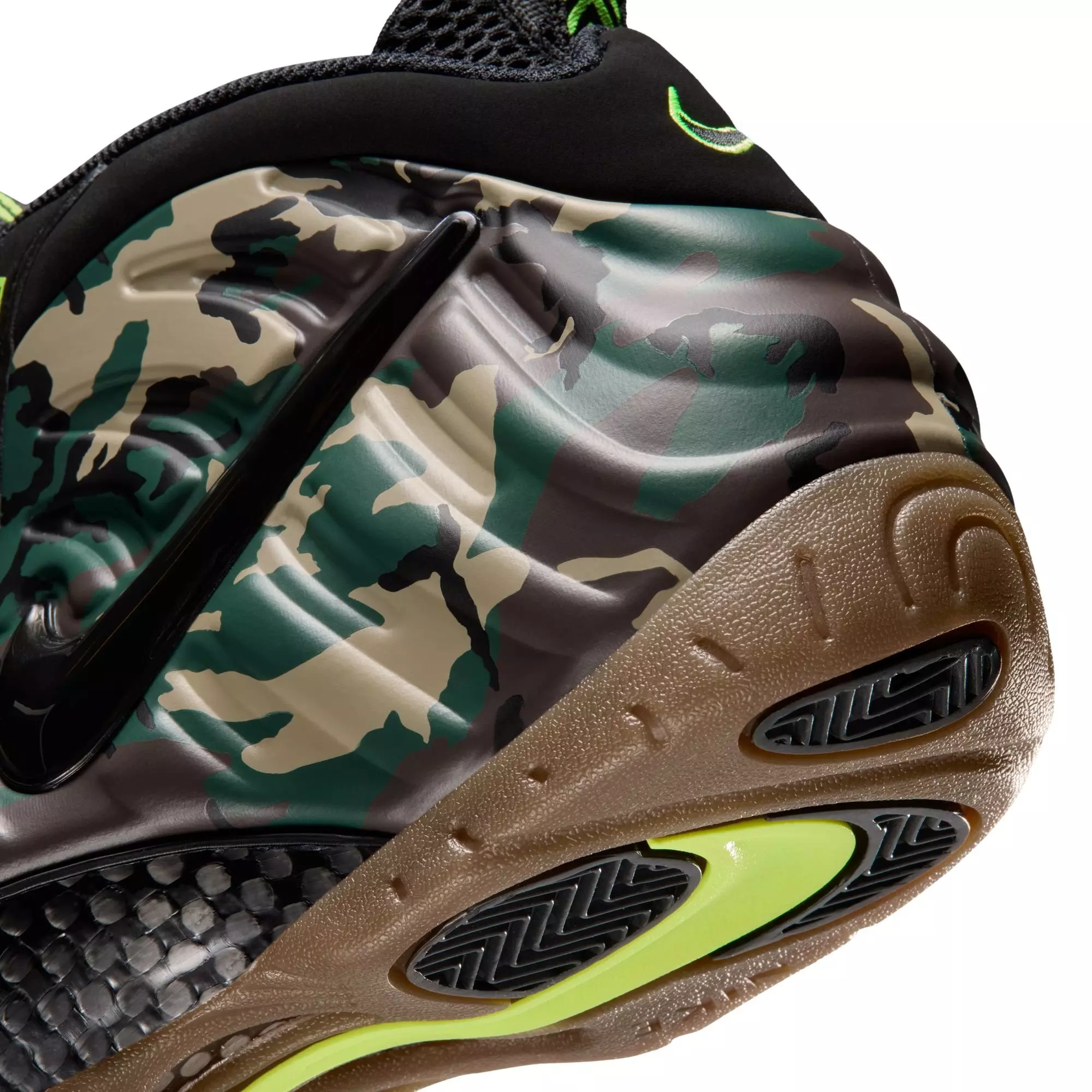 Nike Air Foamposite Pro Premium "Green Camo" Men's Shoe - BLACK/VOLTAGE GREEN/GUM DARK BROWN