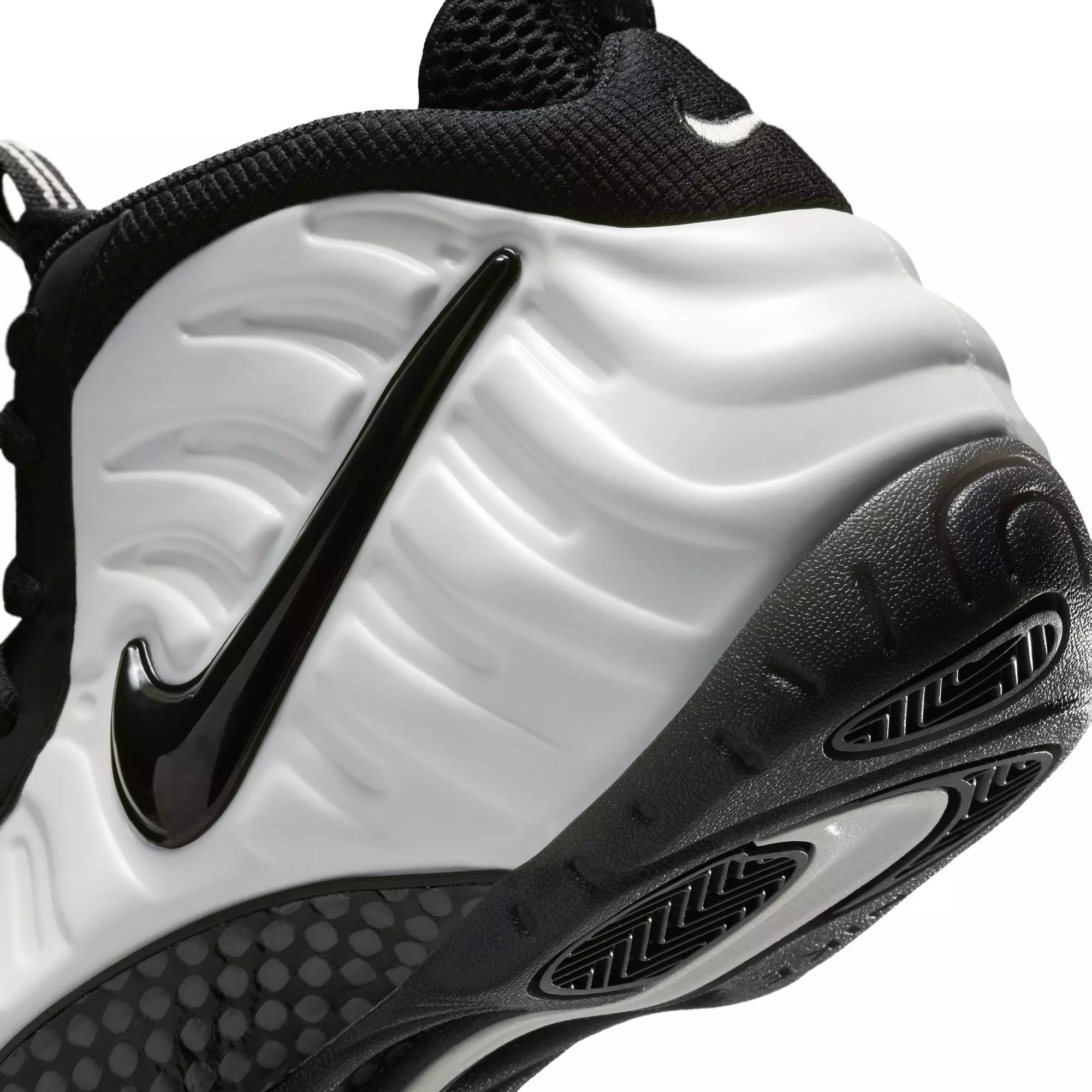 Nike Air Foamposite Pro Premium "Glow in the Dark" Men's Shoe - SUMMIT WHITE/BLACK