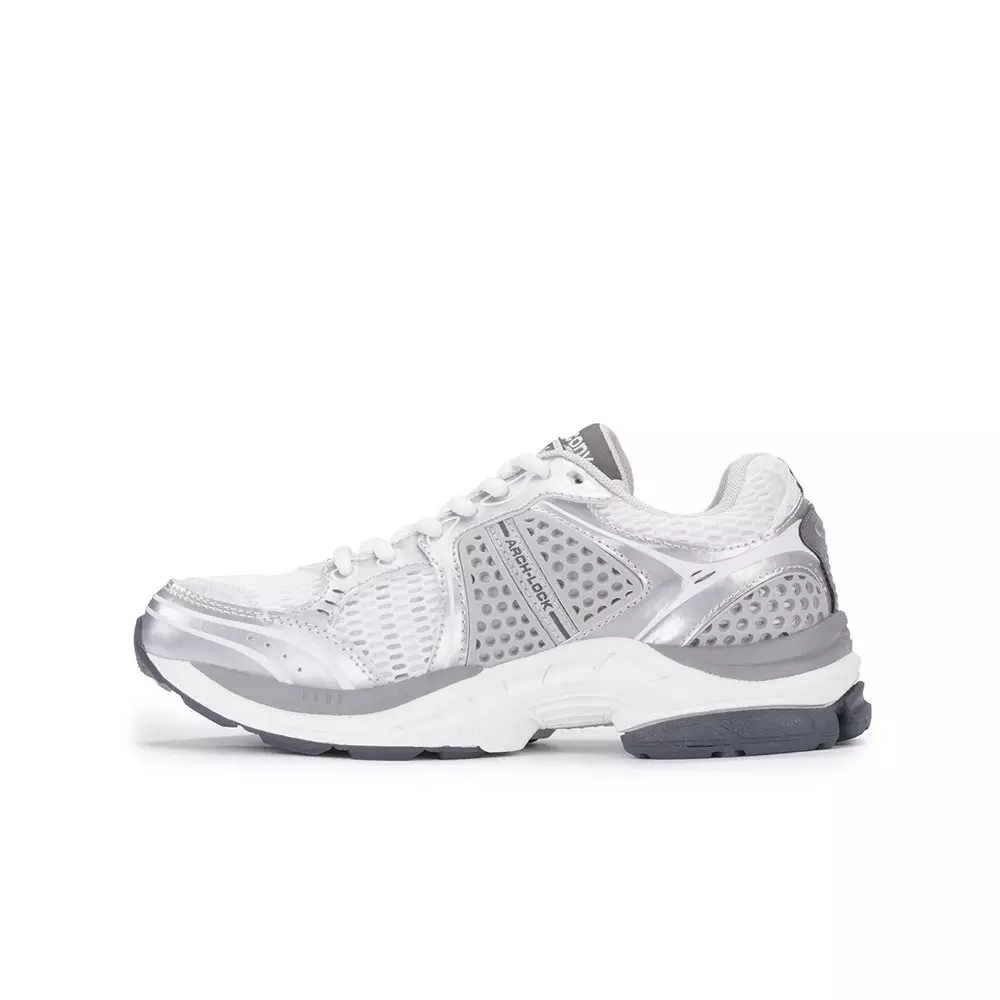Saucony Triumph 4 KDZ "White/Silver" Grade School Kids' Shoe - WHITE/SILVER