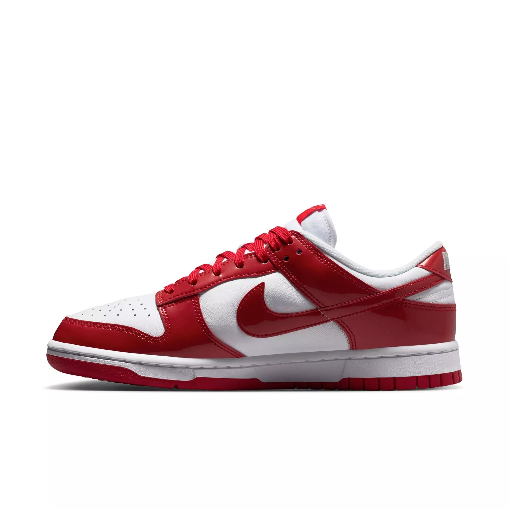 Nike Dunk Low SE "White/University Red" Women's Shoe - WHITE/RED