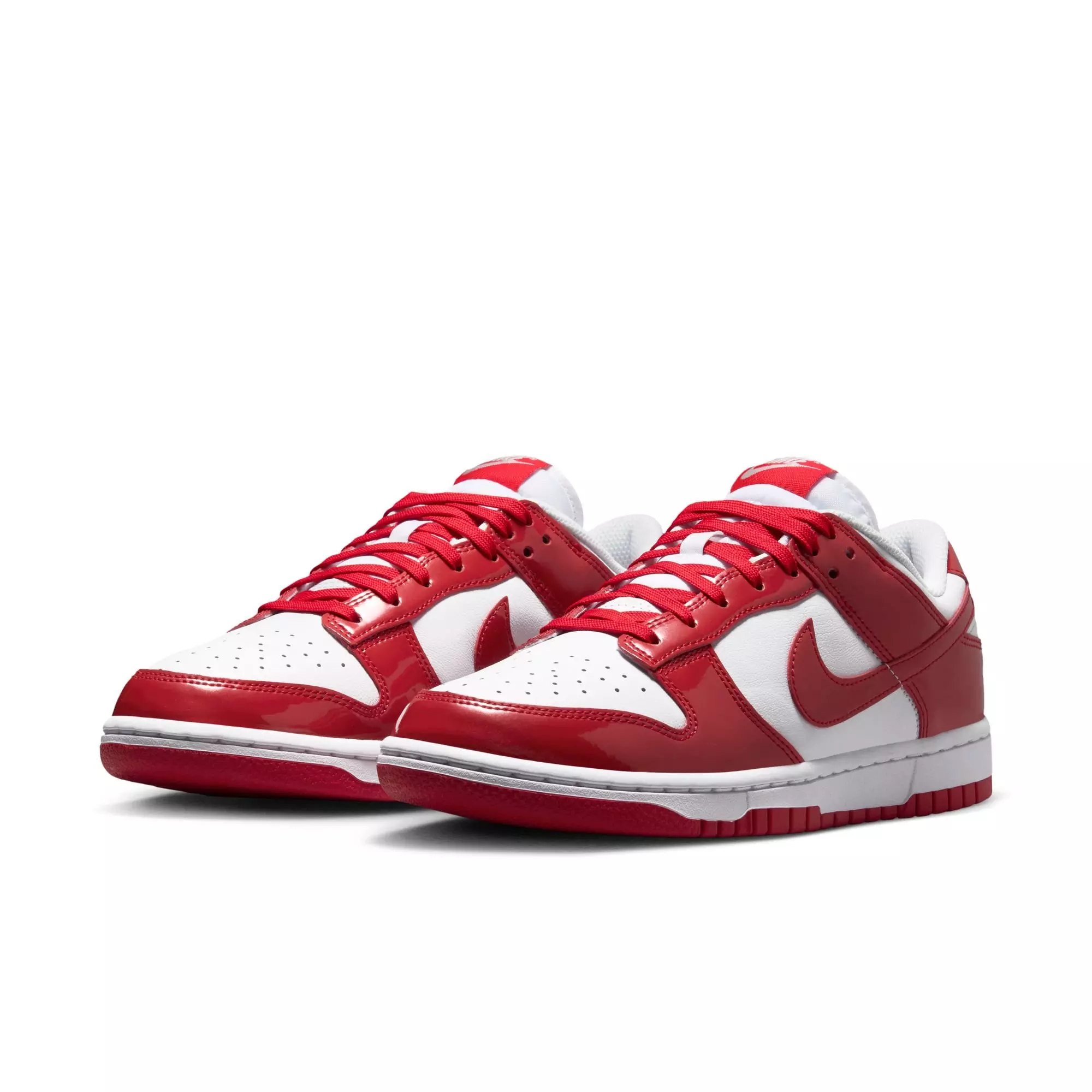Nike Dunk Low SE "White/University Red" Women's Shoe - WHITE/RED