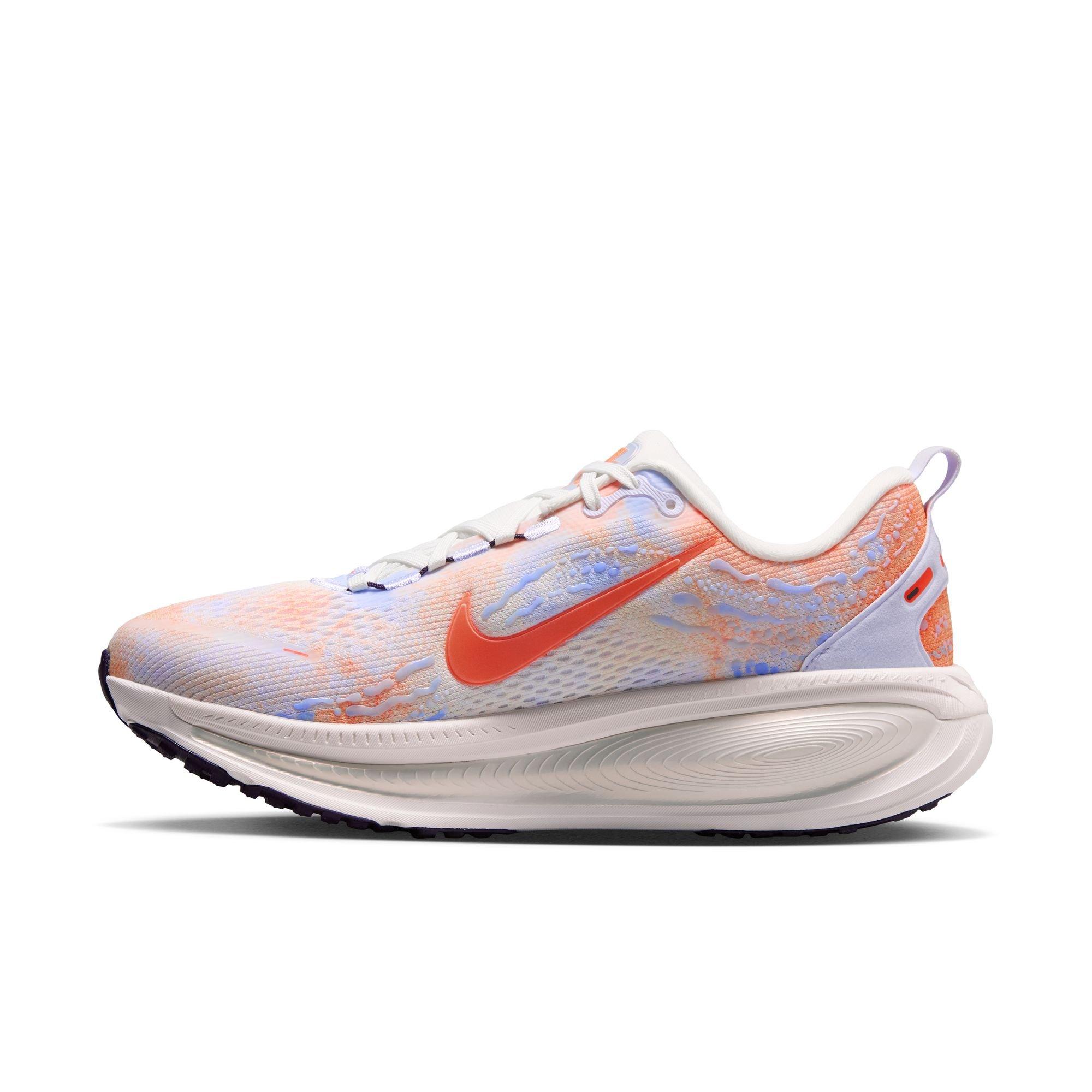 Nike Vomero 18 "Palest Purple/Hyper Crimson/Sunset Haze" Women's Road Running Shoe - PALEST PURPLE/HYPER CRIMSON/SUNSET HAZE Thumbnail View 4