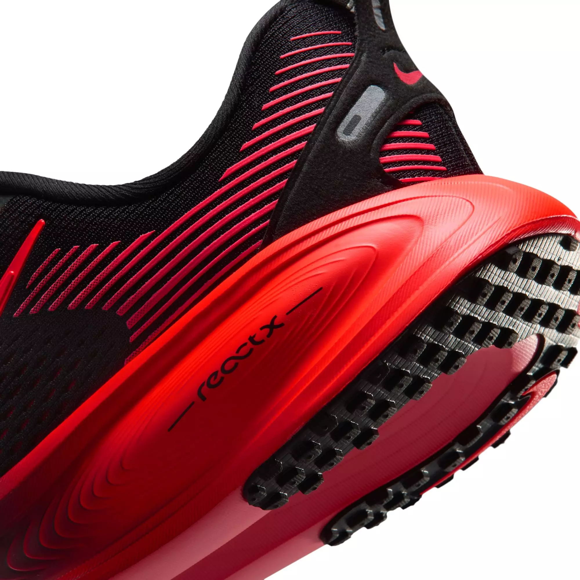 Nike Vomero 18 "Black/Bright Crimson/University Red" Grade School Boys' Running Shoe - BLACK/CRIMSON