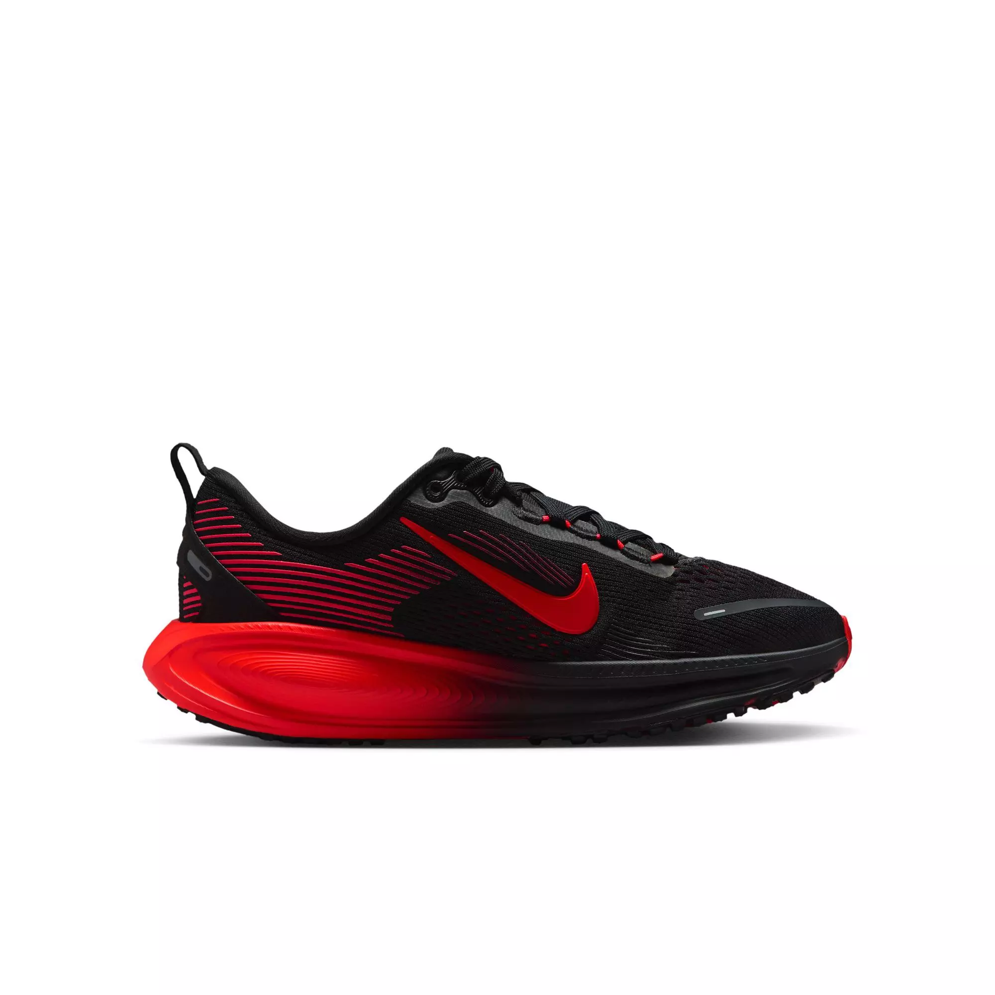 Nike Vomero 18 "Black/Bright Crimson/University Red" Grade School Boys' Running Shoe - BLACK/CRIMSON
