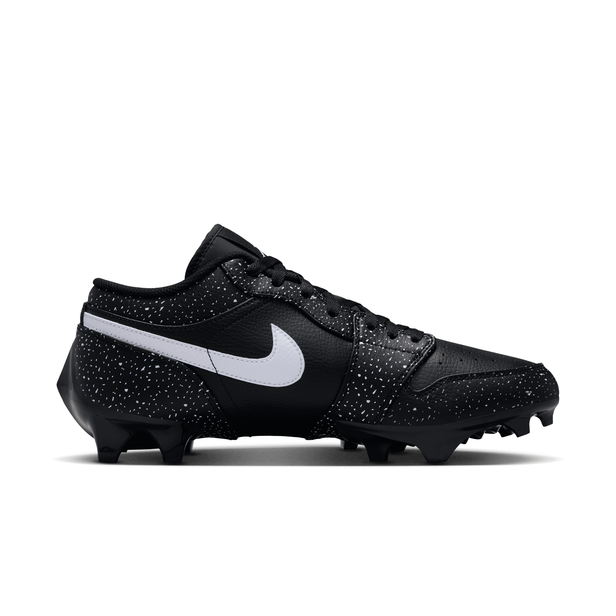 Jordan 1 Low TD "Splatter" Men's Football Cleat - BLACK/WHITE Thumbnail View 3