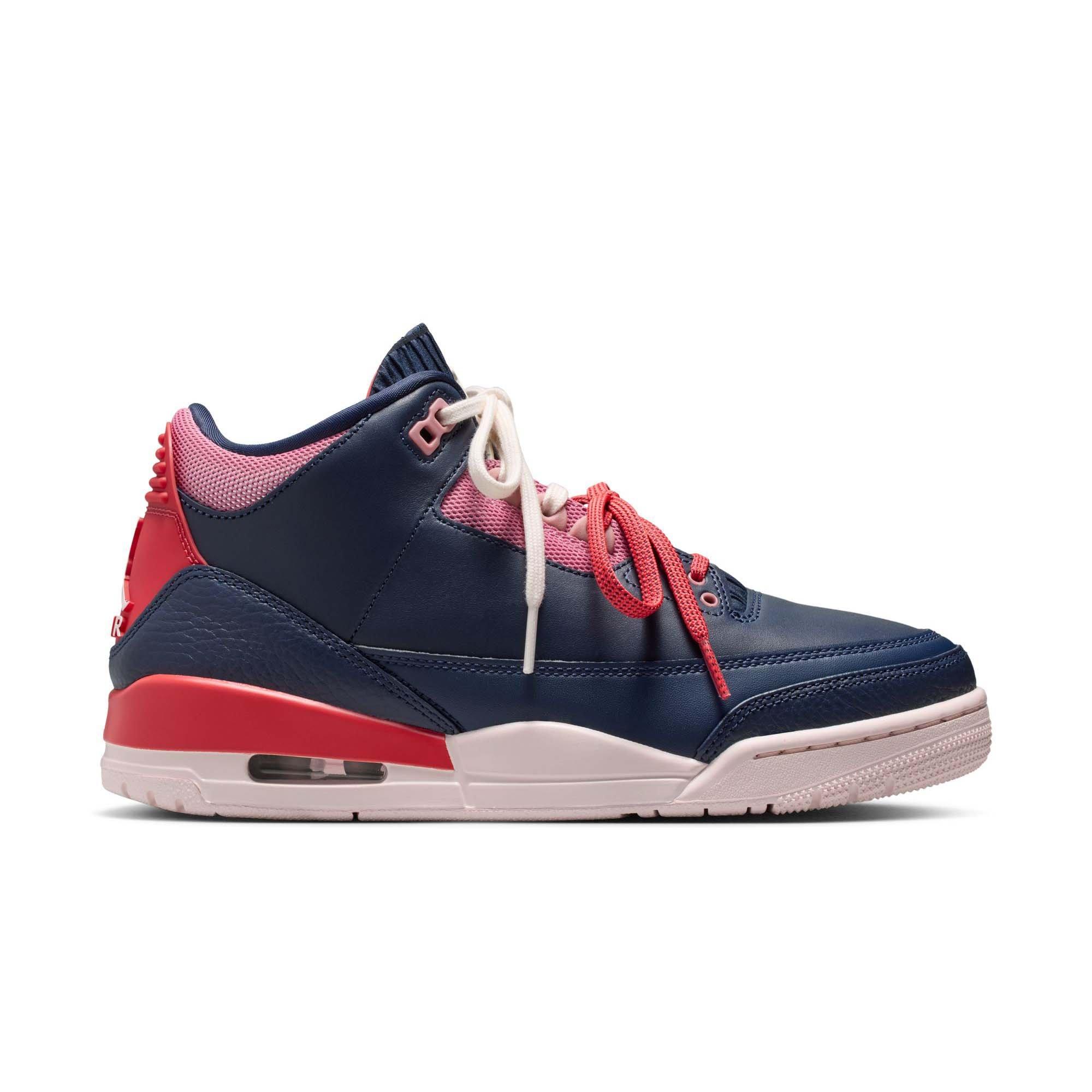 Jordan 3 Retro "Sports Renaissance" Women's Shoe - OBSIDIAN/CHALK/TRACK RED