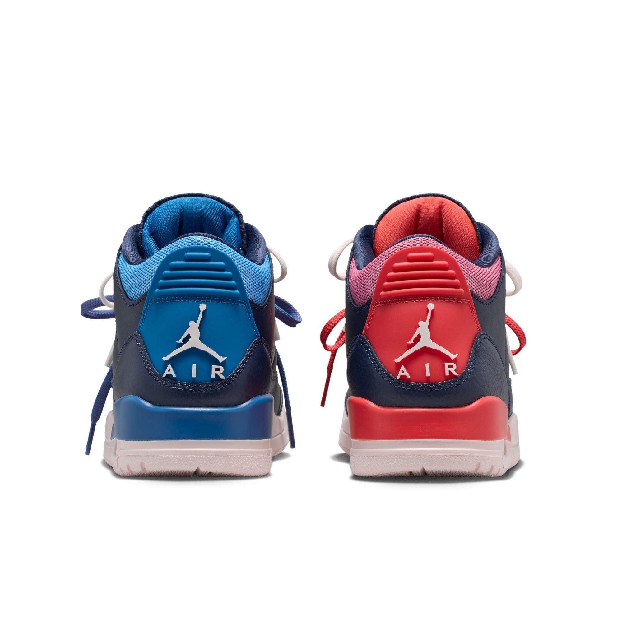 Jordan 3 Retro "Sports Renaissance" Women's Shoe - OBSIDIAN/CHALK/TRACK RED