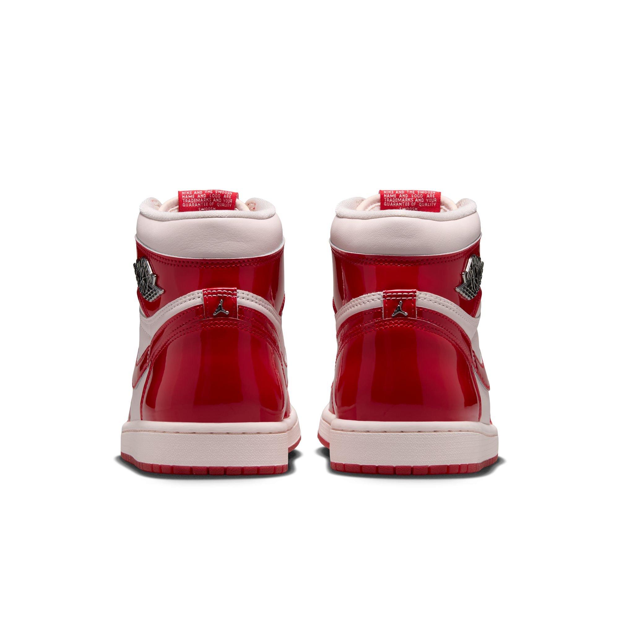 Jordan 1 Retro High OG "Nails & Grails" Women's Shoe - UNIVERSITY RED/METALLIC SILVER