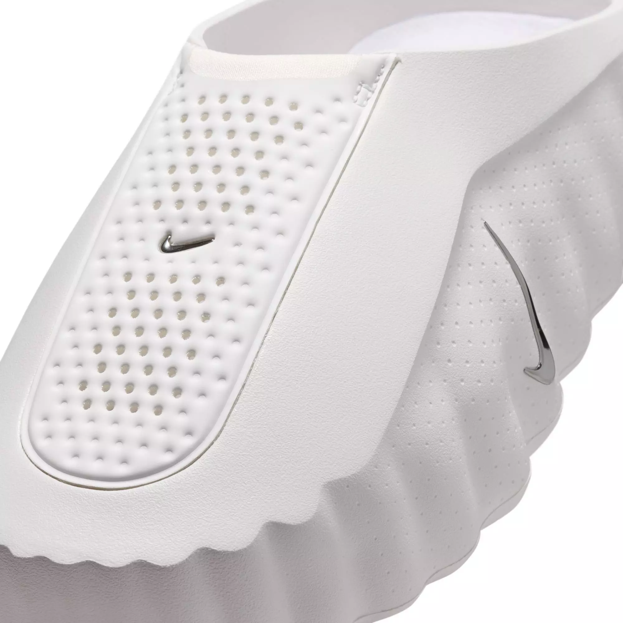 Nike Mind 001 "Summit White" Women's Pregame Mule - SUMMIT WHITE/METALLIC SILVER/PHANTOM