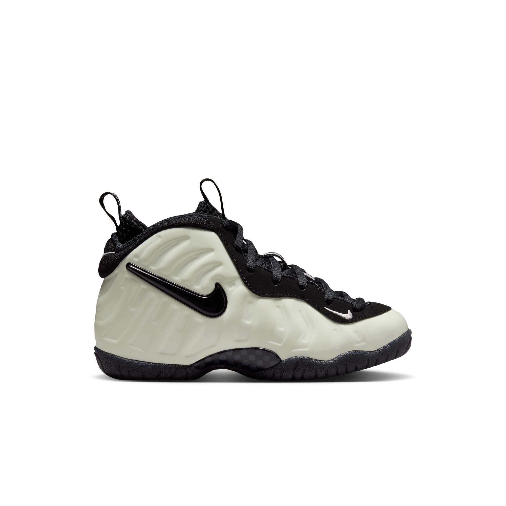 Nike Air Foamposite Pro Premium "Glow in the Dark" Preschool Kids' Shoe - SUMMIT WHITE/BLACK
