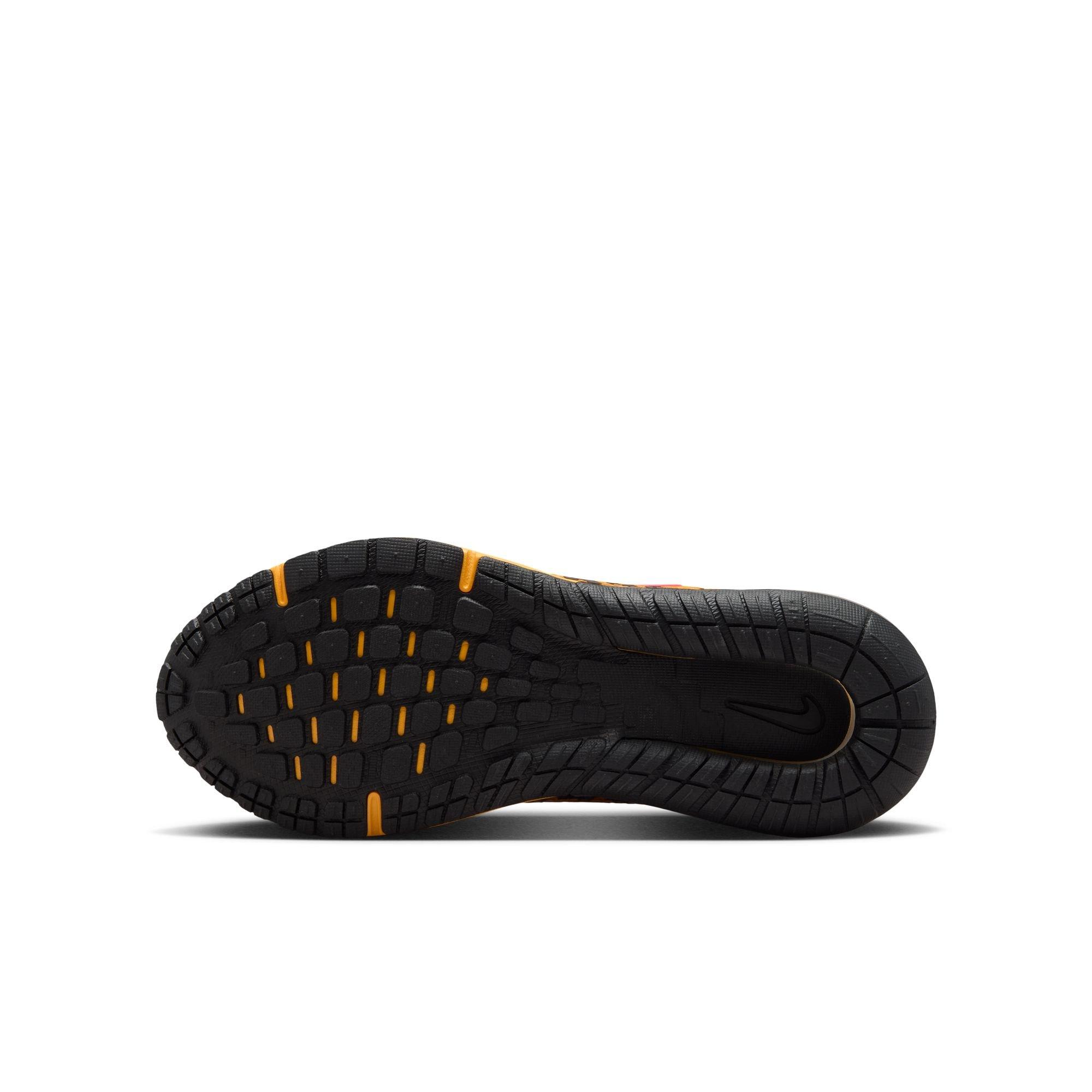 Nike Air Max Phoenix "LEGO" Grade School Kids' Shoe - UNIVERSITY GOLD/HYPER PINK/BLACK Thumbnail View 9