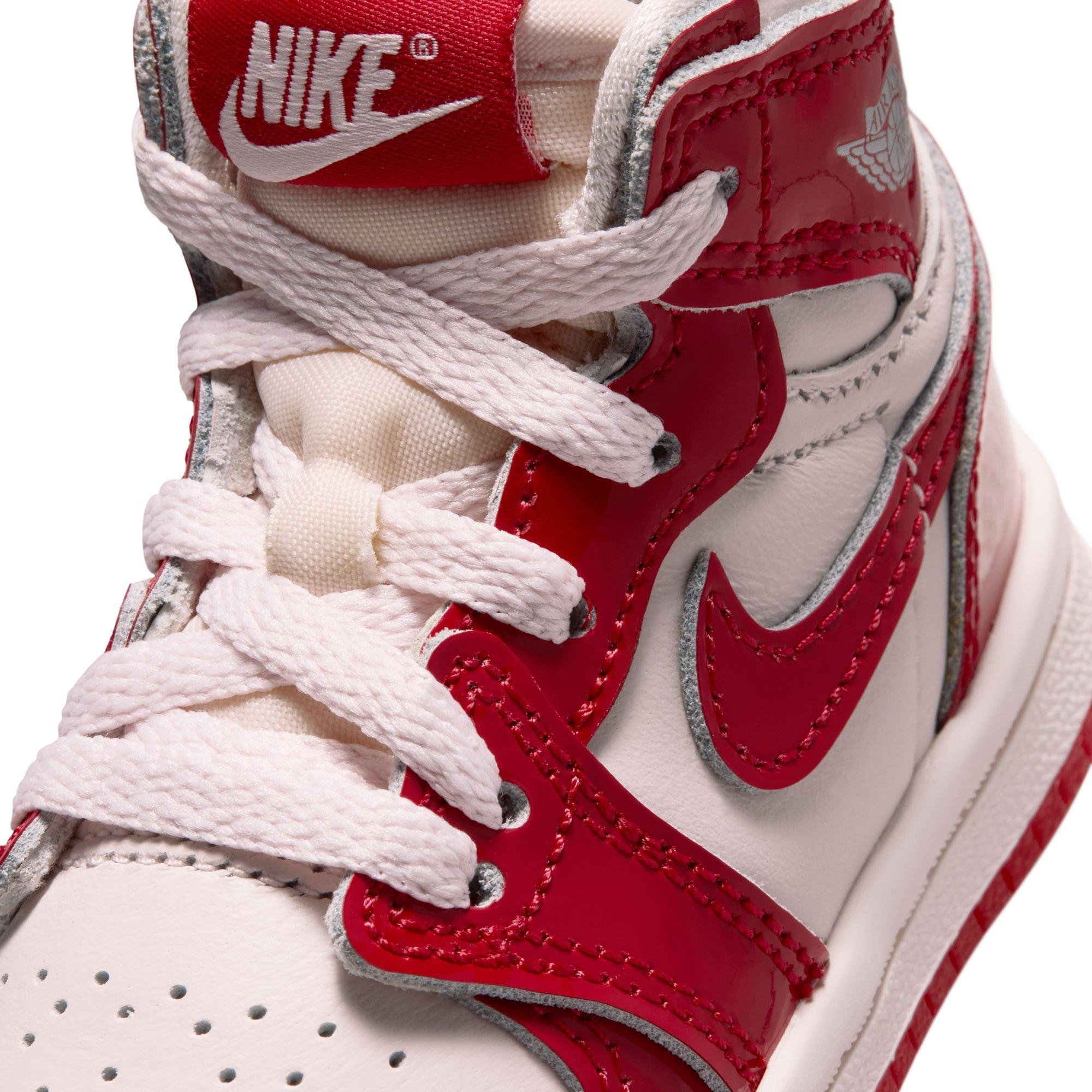Jordan 1 Retro High OG "Nails & Grails" Toddler Kids' Shoe - UNIVERSITY RED/METALLIC SILVER