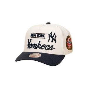 Mitchell & Ness New Yankees Bill Smack Snapback Hat - White/Navy