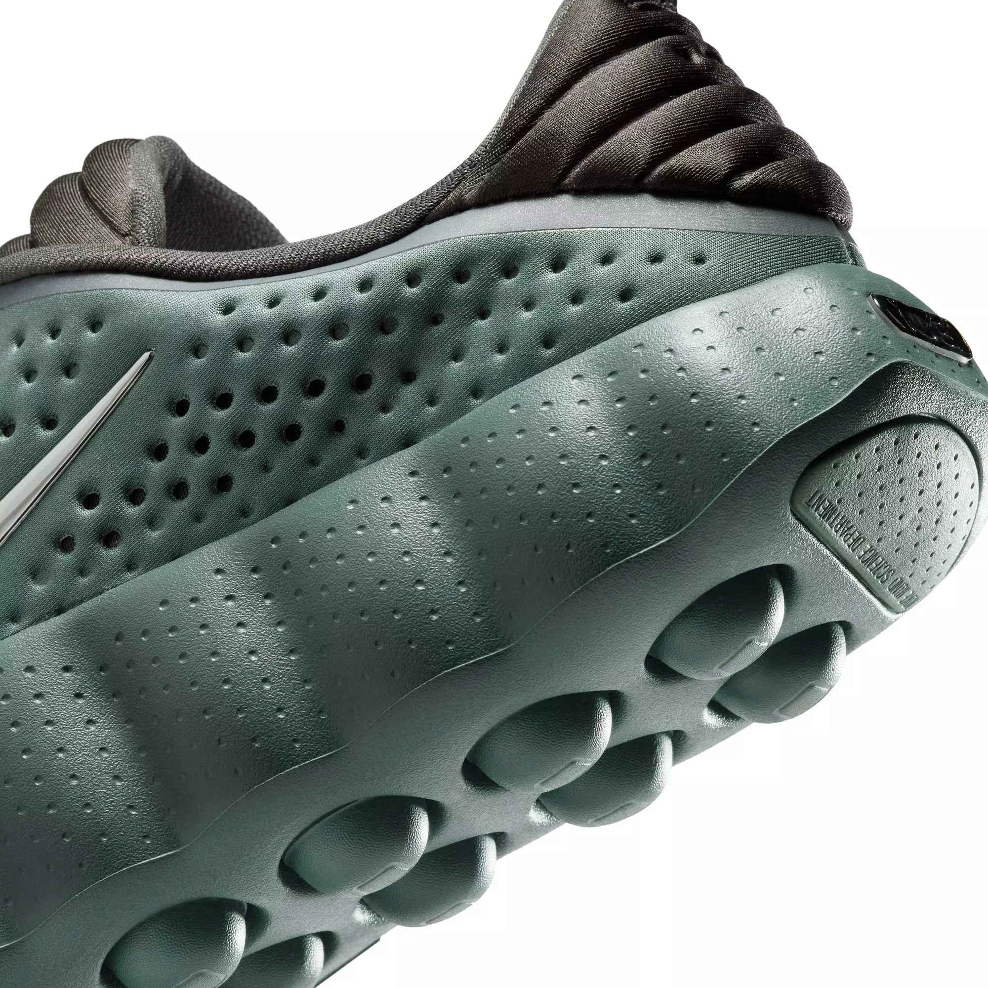 Nike Mind 002 "Camo Green" Men's Pregame Shoe - CAMO GREEN/PHANTOM/NEWSPRINT
