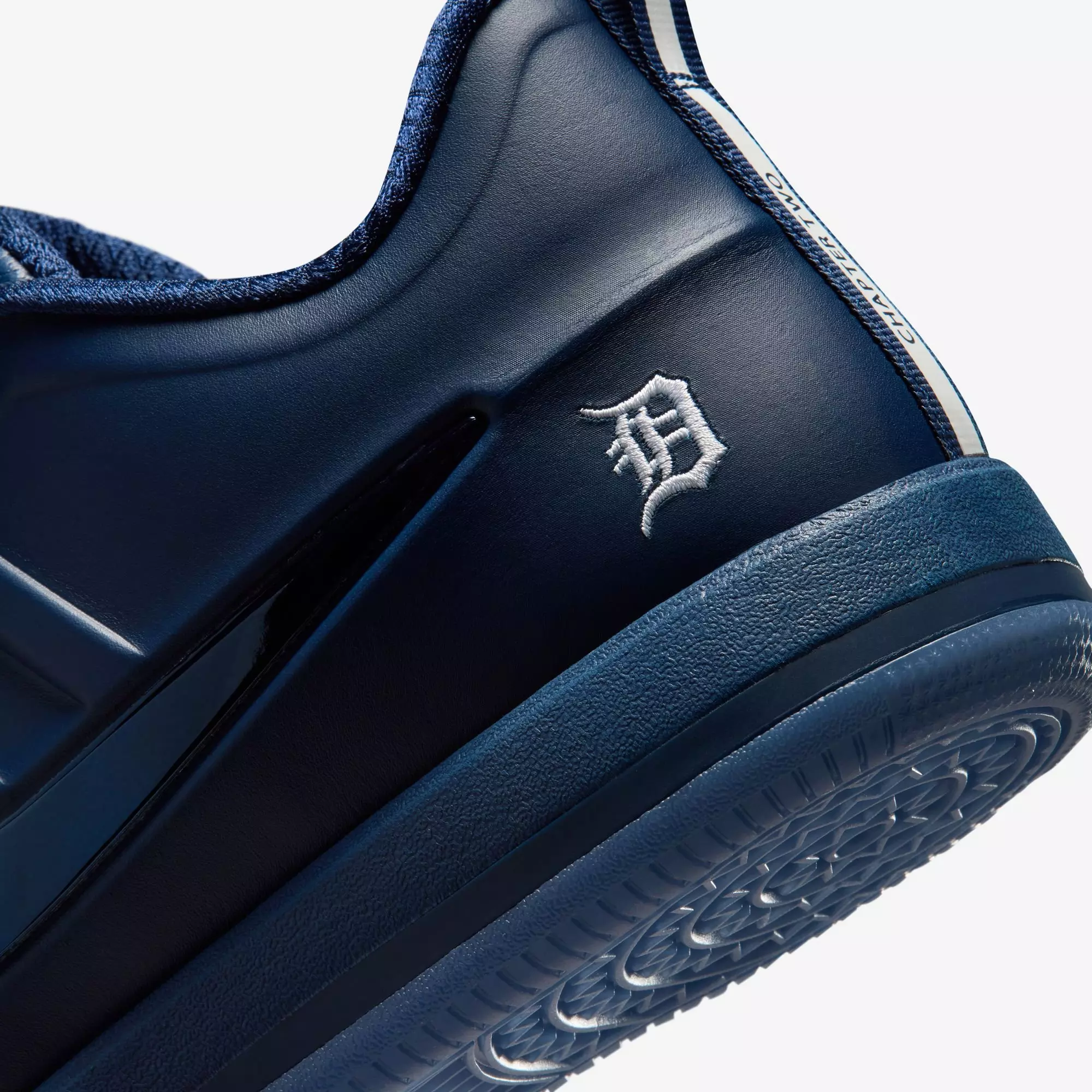 Nike Book 2 "Tigers" Men&rsquo;s Basketball Shoe - MIDNIGHT NAVY/WHITE
