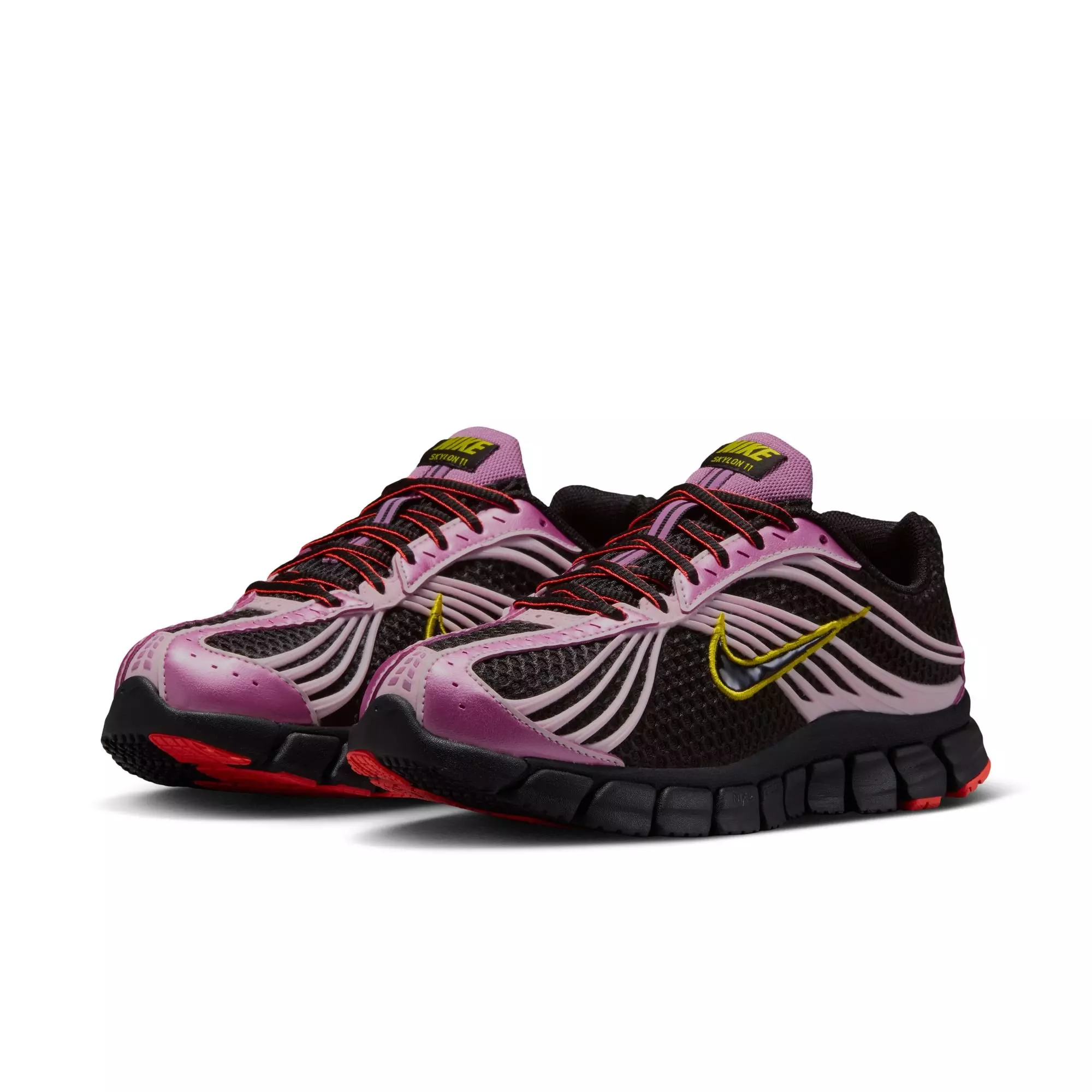 Nike Zoom Skylon 11 "Black/Magenta" Women's Shoe - BLACK/MAGENTA/PINK FOAM