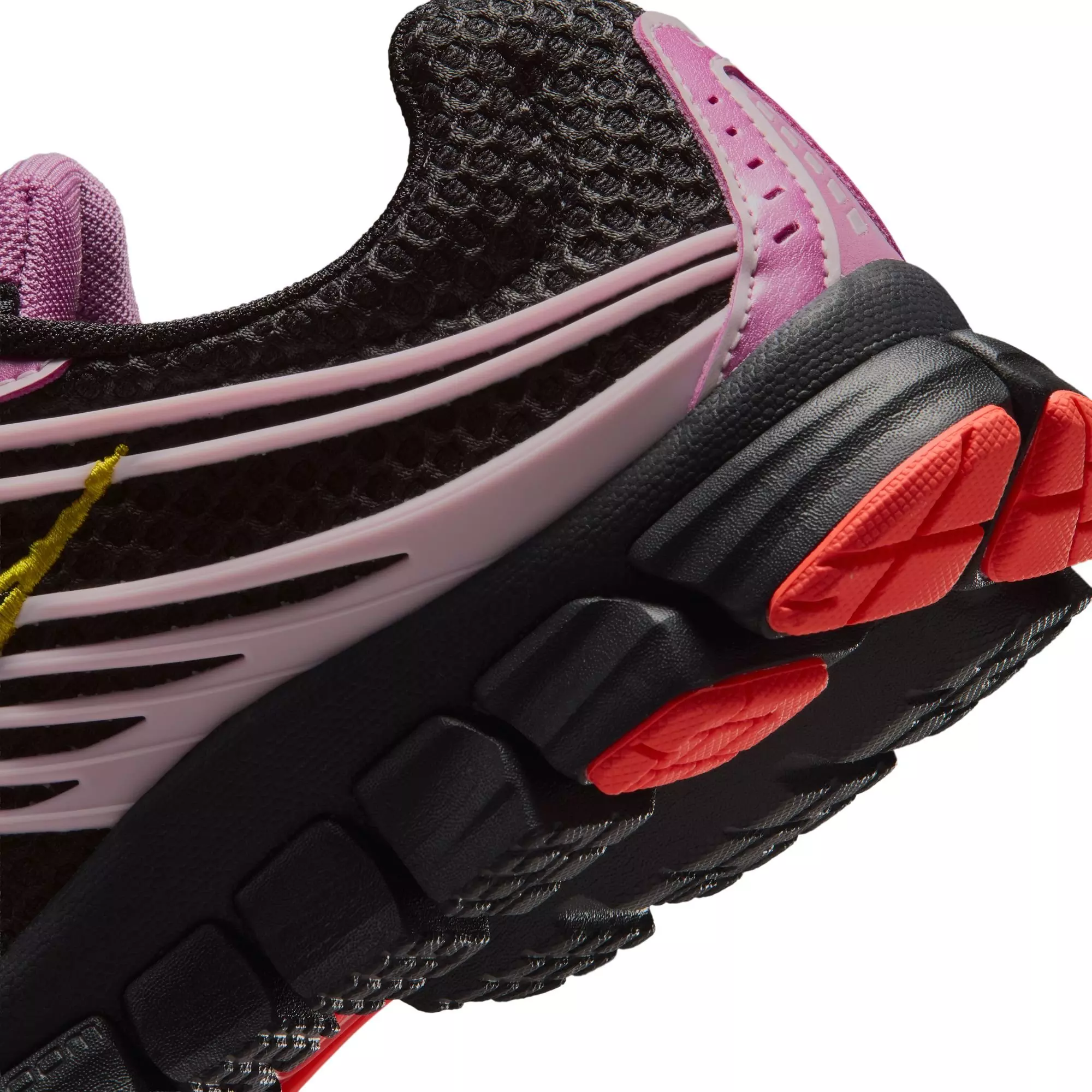 Nike Zoom Skylon 11 "Black/Magenta" Women's Shoe - BLACK/MAGENTA/PINK FOAM