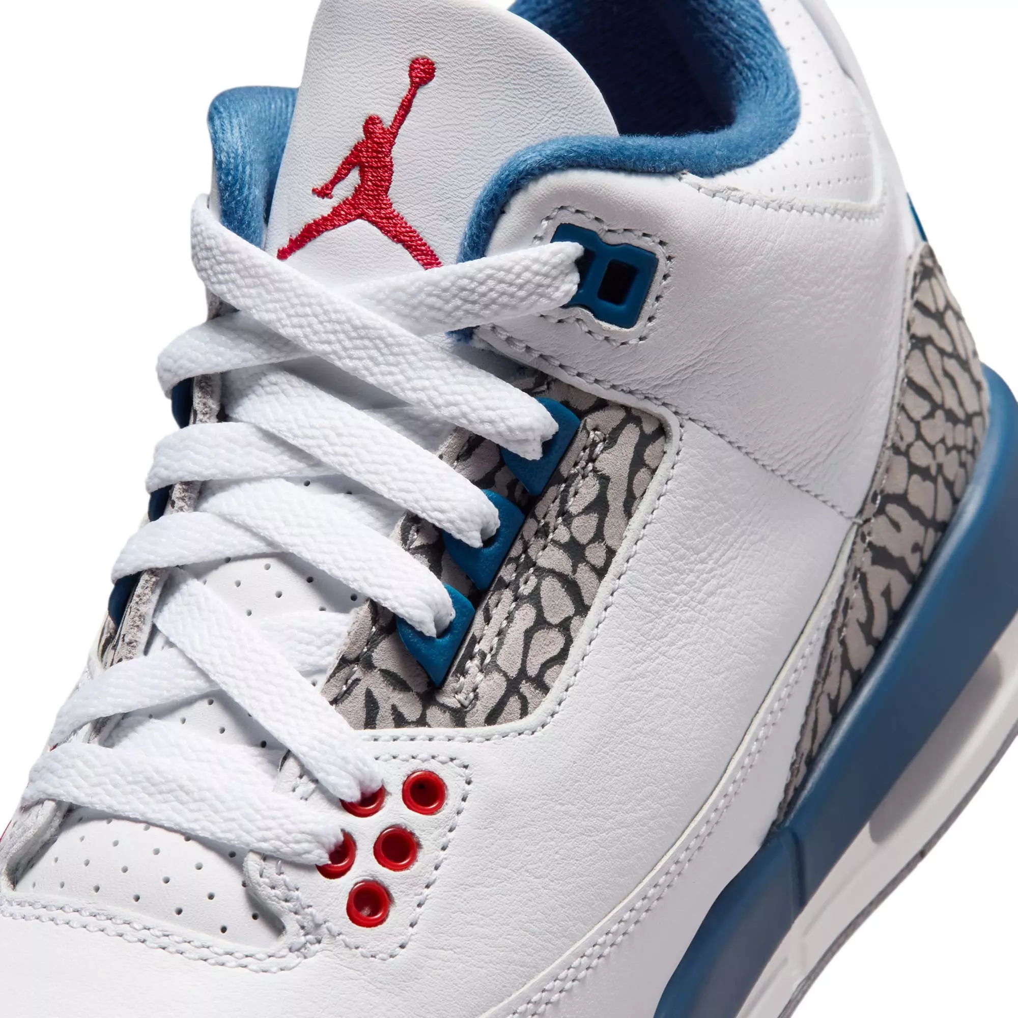 Jordan 3 Retro "True Blue" Grade School Kids' Shoe - WHITE/FIRE RED/TRUE BLUE