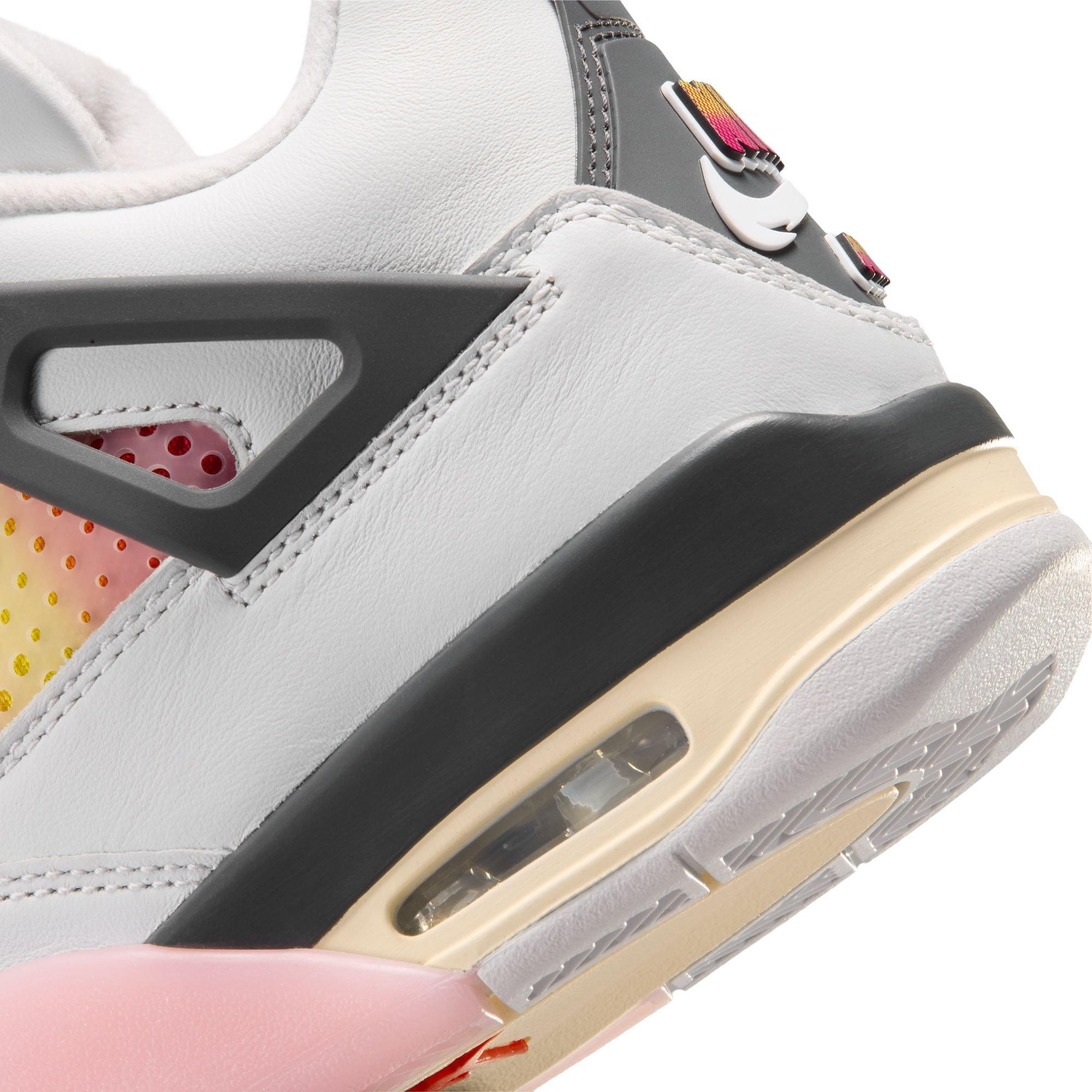 Jordan 4 Retro "Comic" Grade School Kids' Shoe - OFF WHITE/FIRE PINK/ANTHRACITE Thumbnail View 11