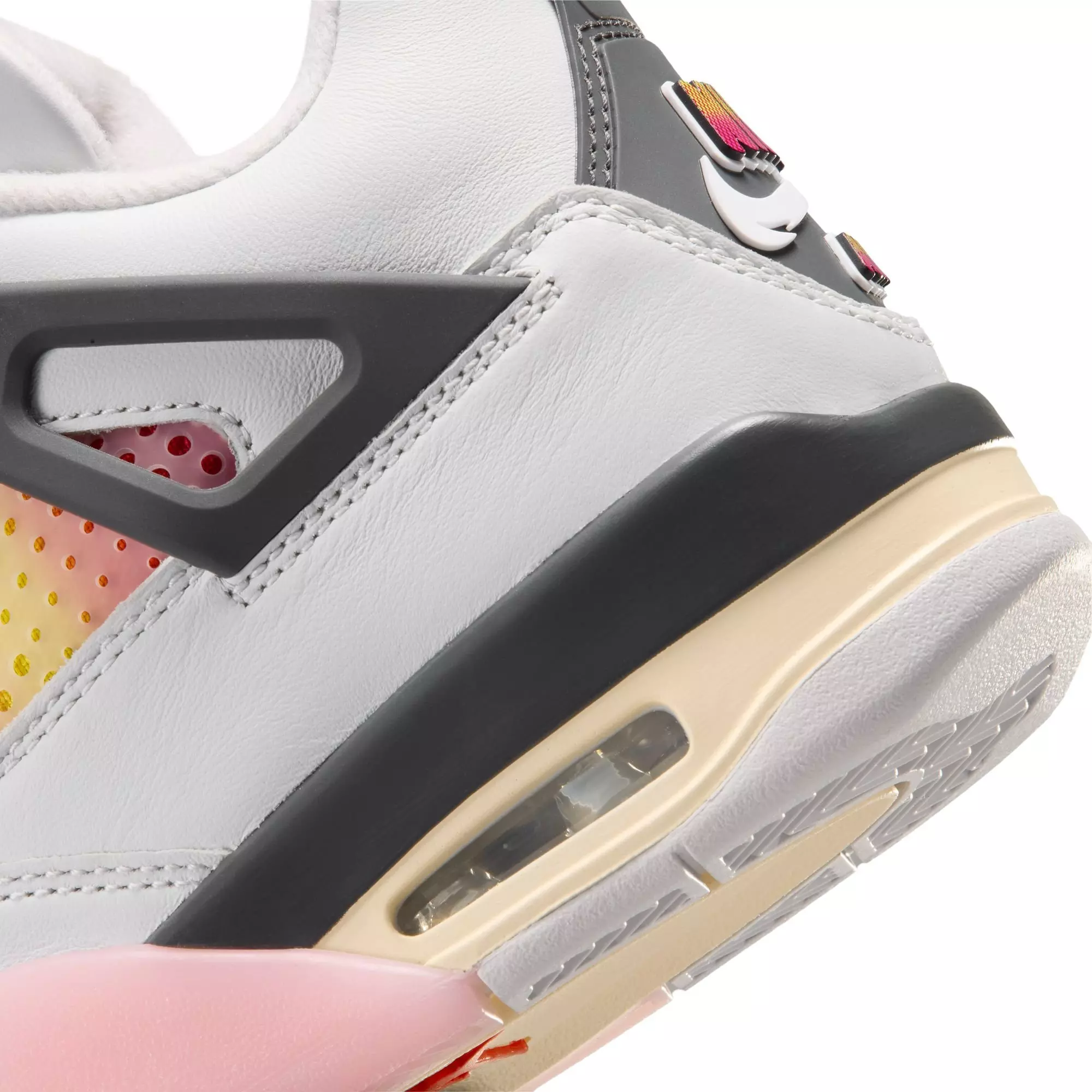 Jordan 4 Retro "Comic" Grade School Kids' Shoe - OFF WHITE/FIRE PINK/ANTHRACITE