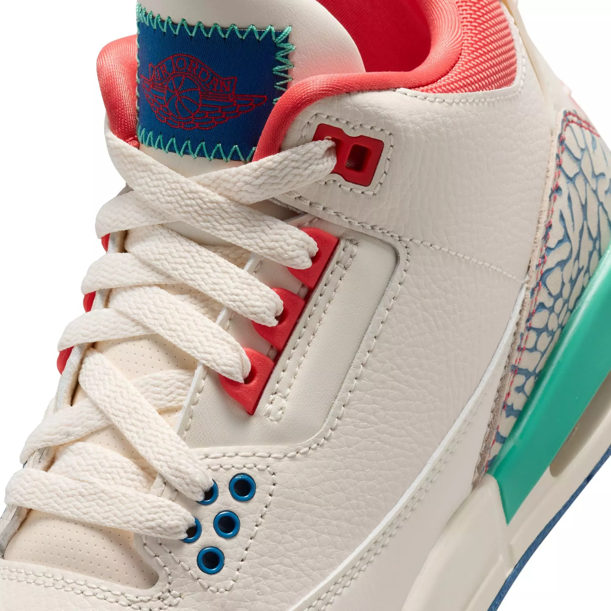 Jordan Retro 3 "Chalk and True Blue" Grade School Kids' Shoe - CHALK/TRACK RED/TRUE BLUE/KINETIC GREEN