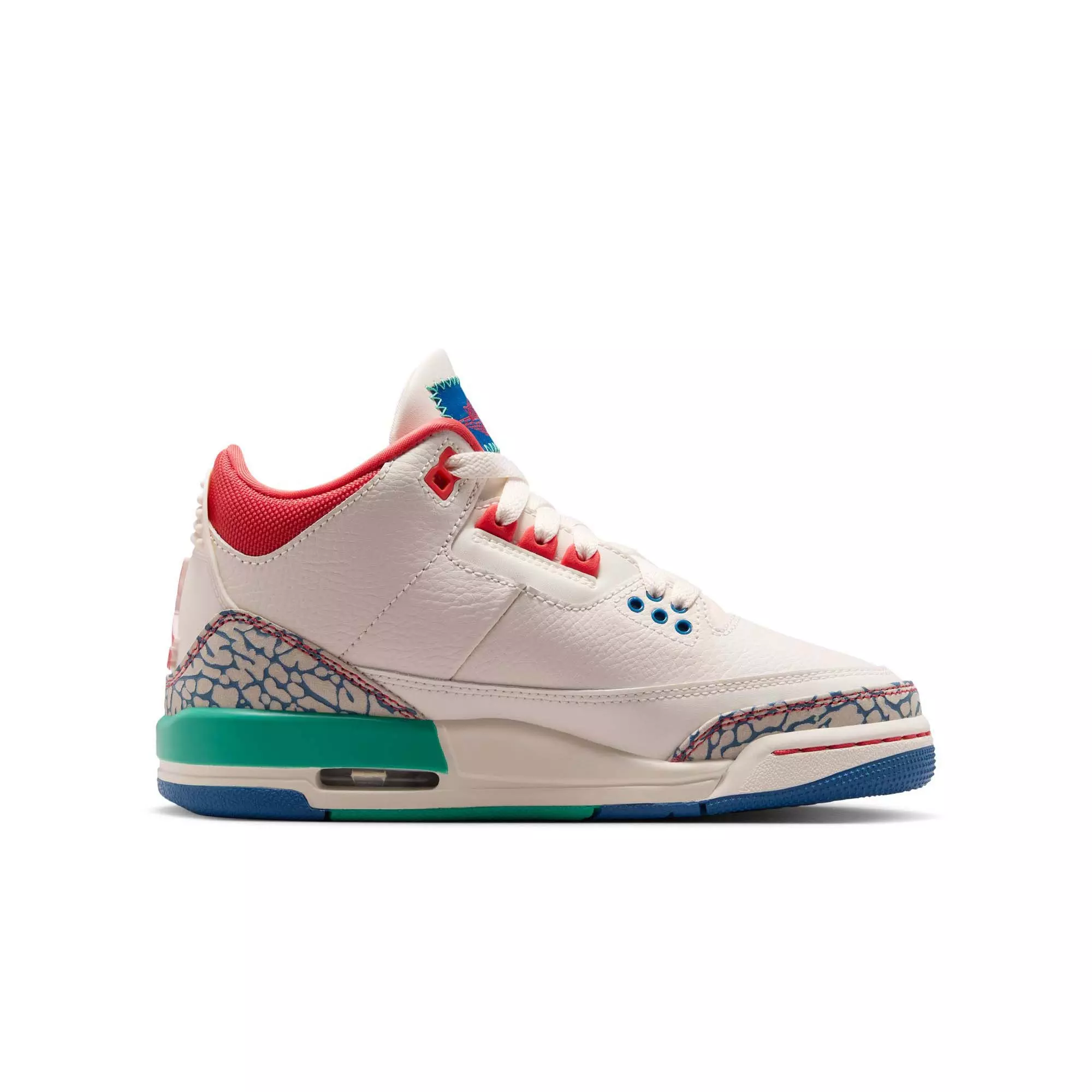 Jordan Retro 3 "Chalk and True Blue" Grade School Kids' Shoe - CHALK/TRACK RED/TRUE BLUE/KINETIC GREEN