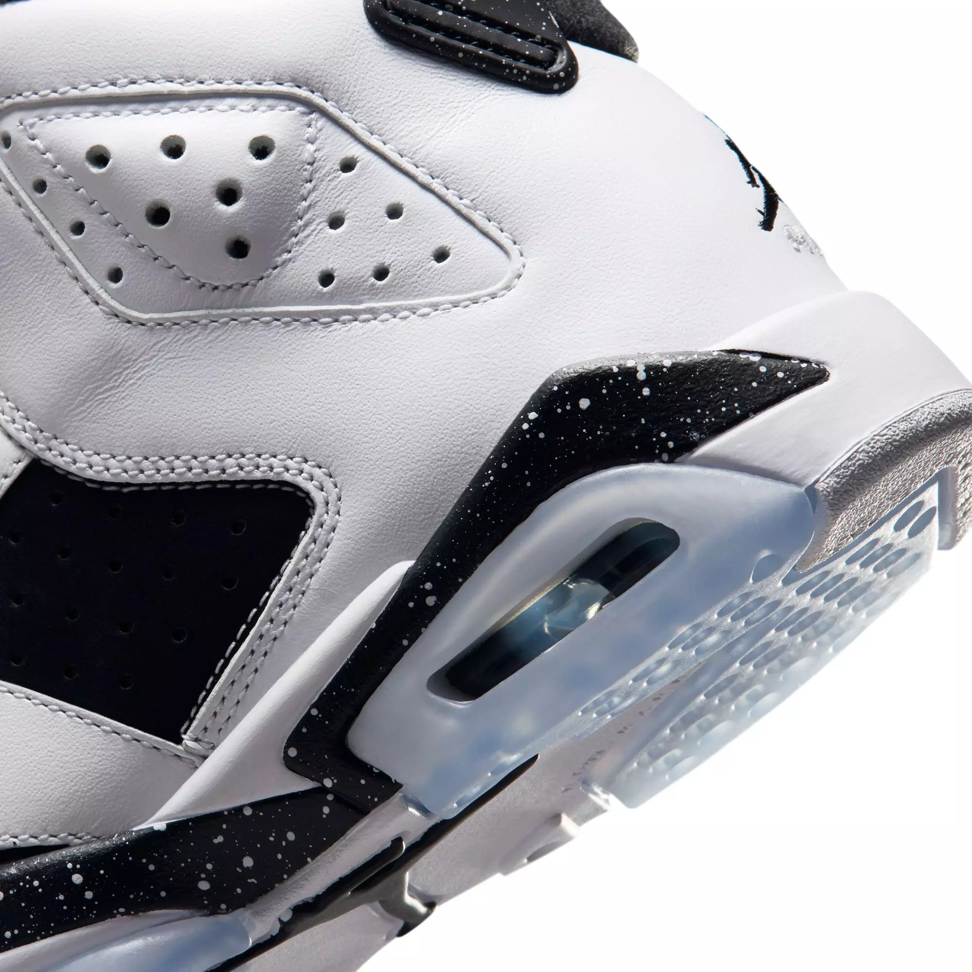 Jordan 6 Retro "Oreo" Grade School Kids' Shoe - WHITE/BLACK
