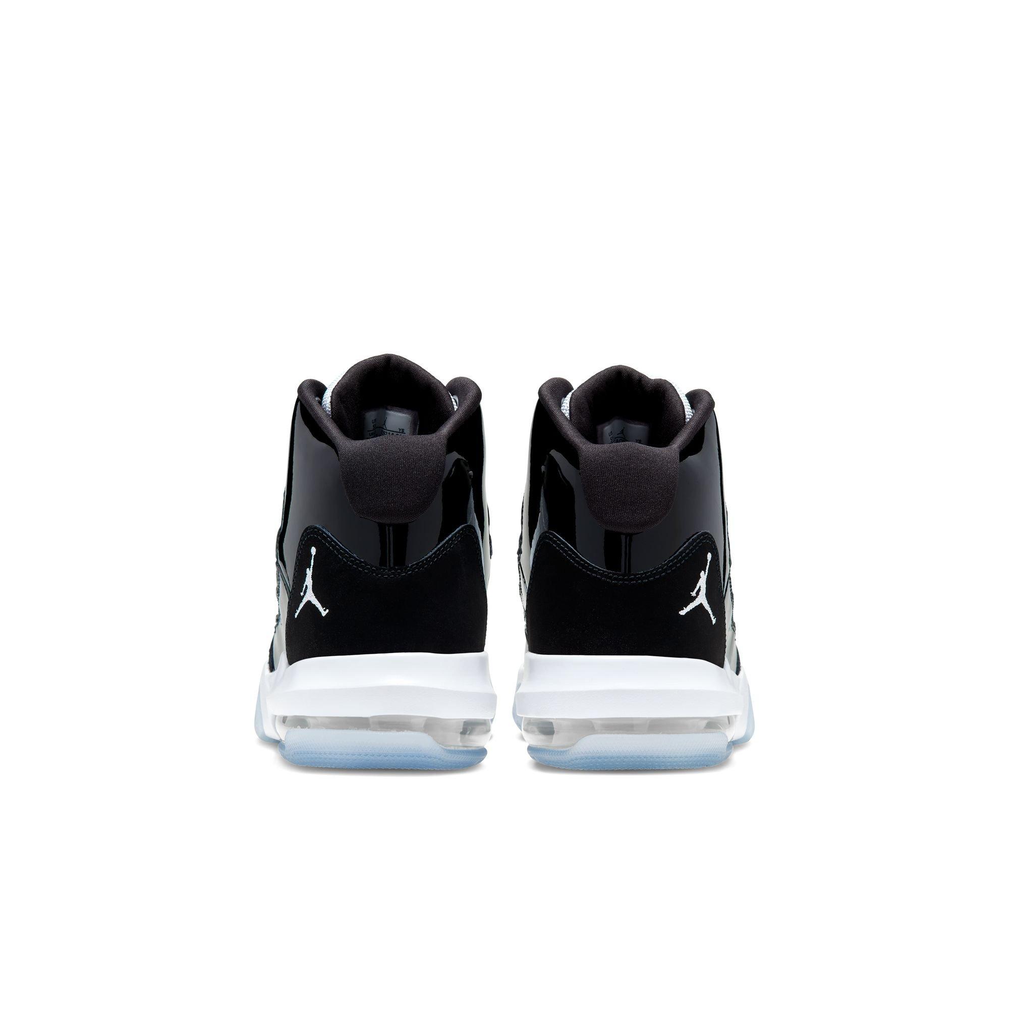 Jordan Max Aura "Black/White" Grade School Boys' Shoe - BLACK/WHITE Thumbnail View 8